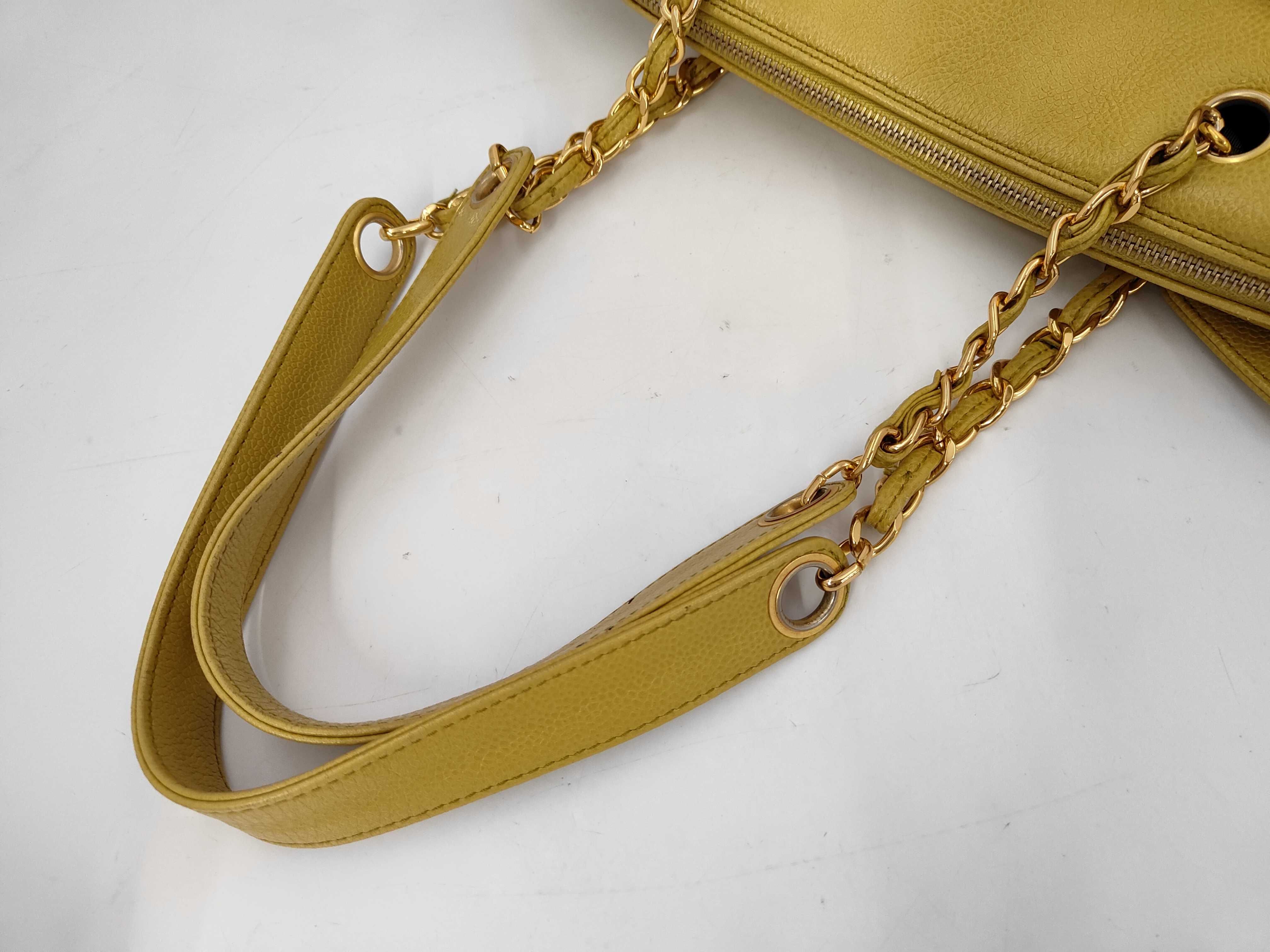 Caviar Skin Chain Tote 5313058 Yellow (Department Store Seal 98/7/22YS) Tote Bag — view 4