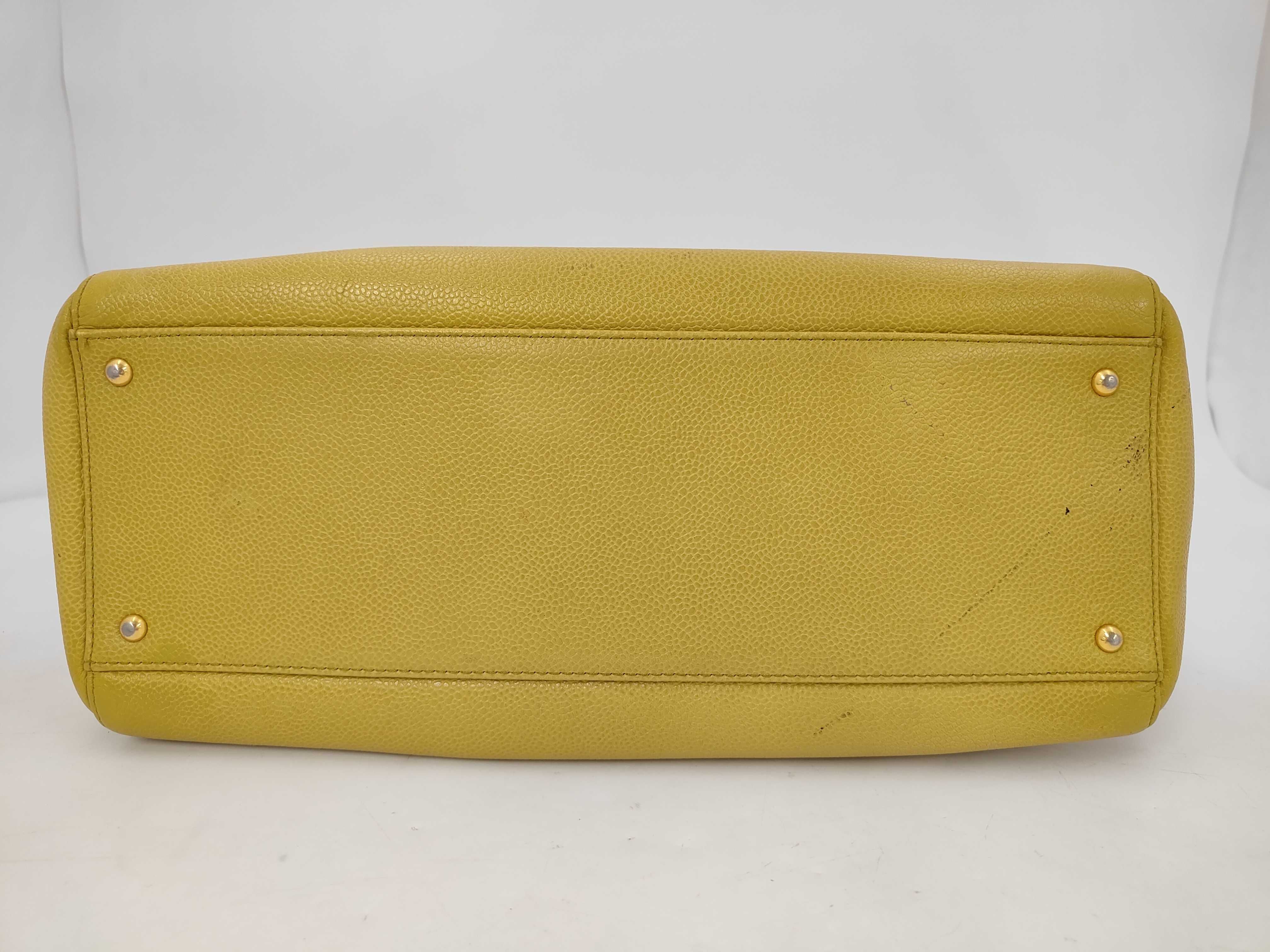 Caviar Skin Chain Tote 5313058 Yellow (Department Store Seal 98/7/22YS) Tote Bag — view 8