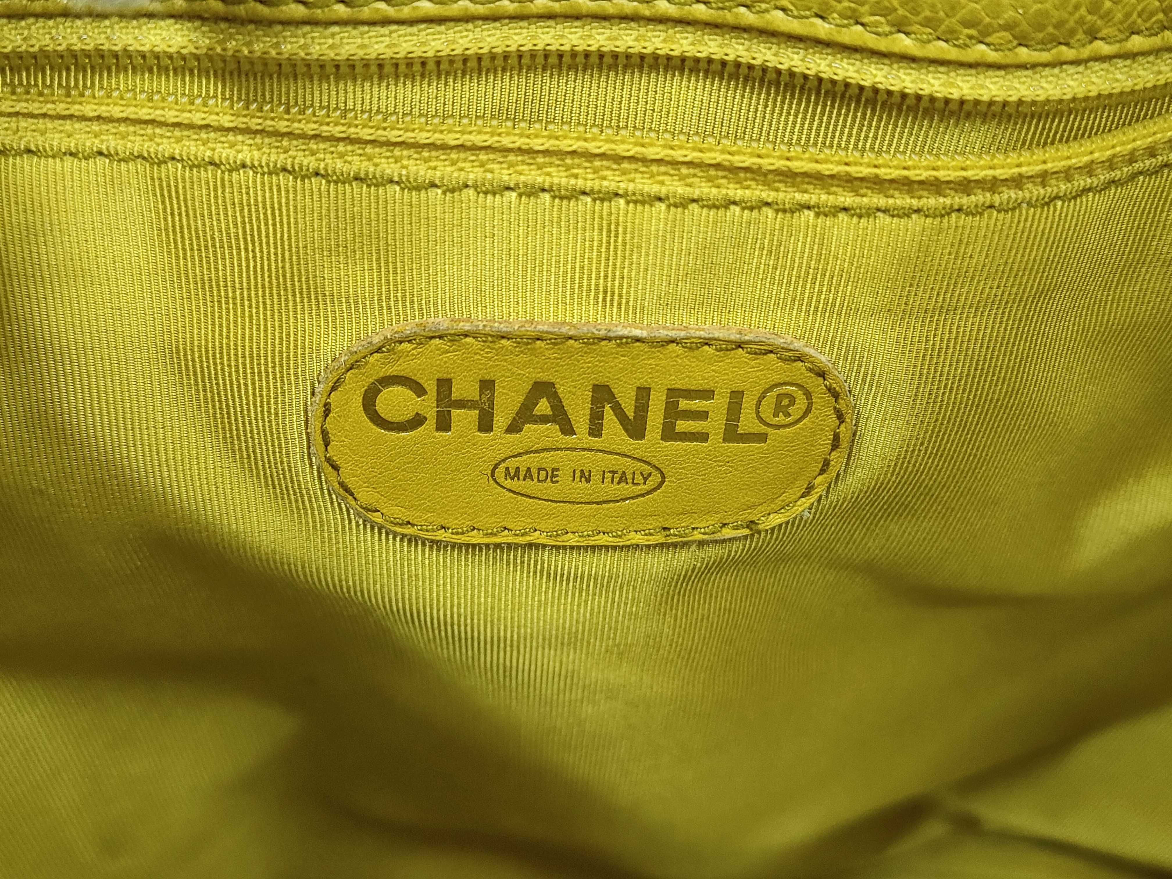 Caviar Skin Chain Tote 5313058 Yellow (Department Store Seal 98/7/22YS) Tote Bag — view 10