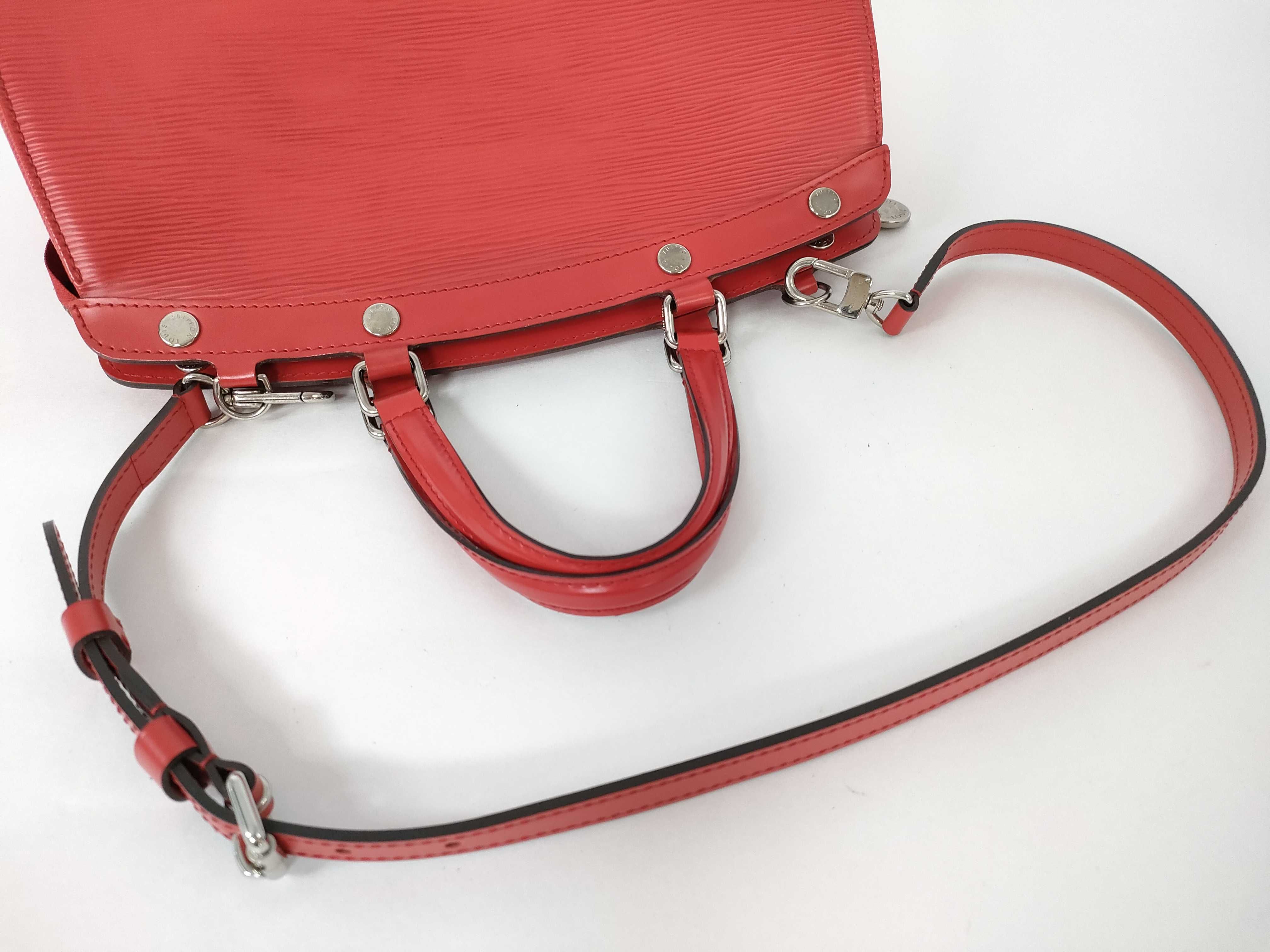 Epi Leather Shoulder Bag Handbag — view 6