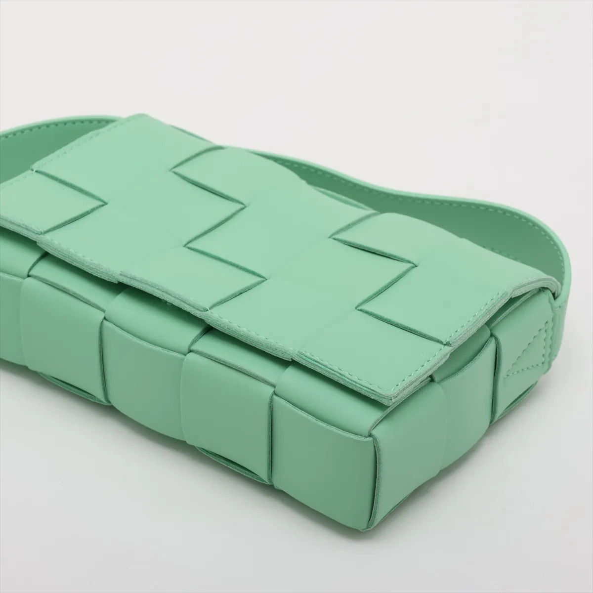 Cassette Leather Shoulder Bag, Green — view 3