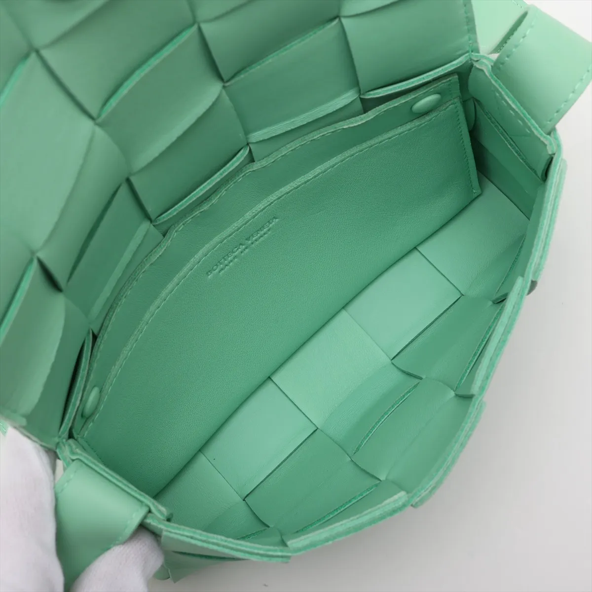 Cassette Leather Shoulder Bag, Green — view 6