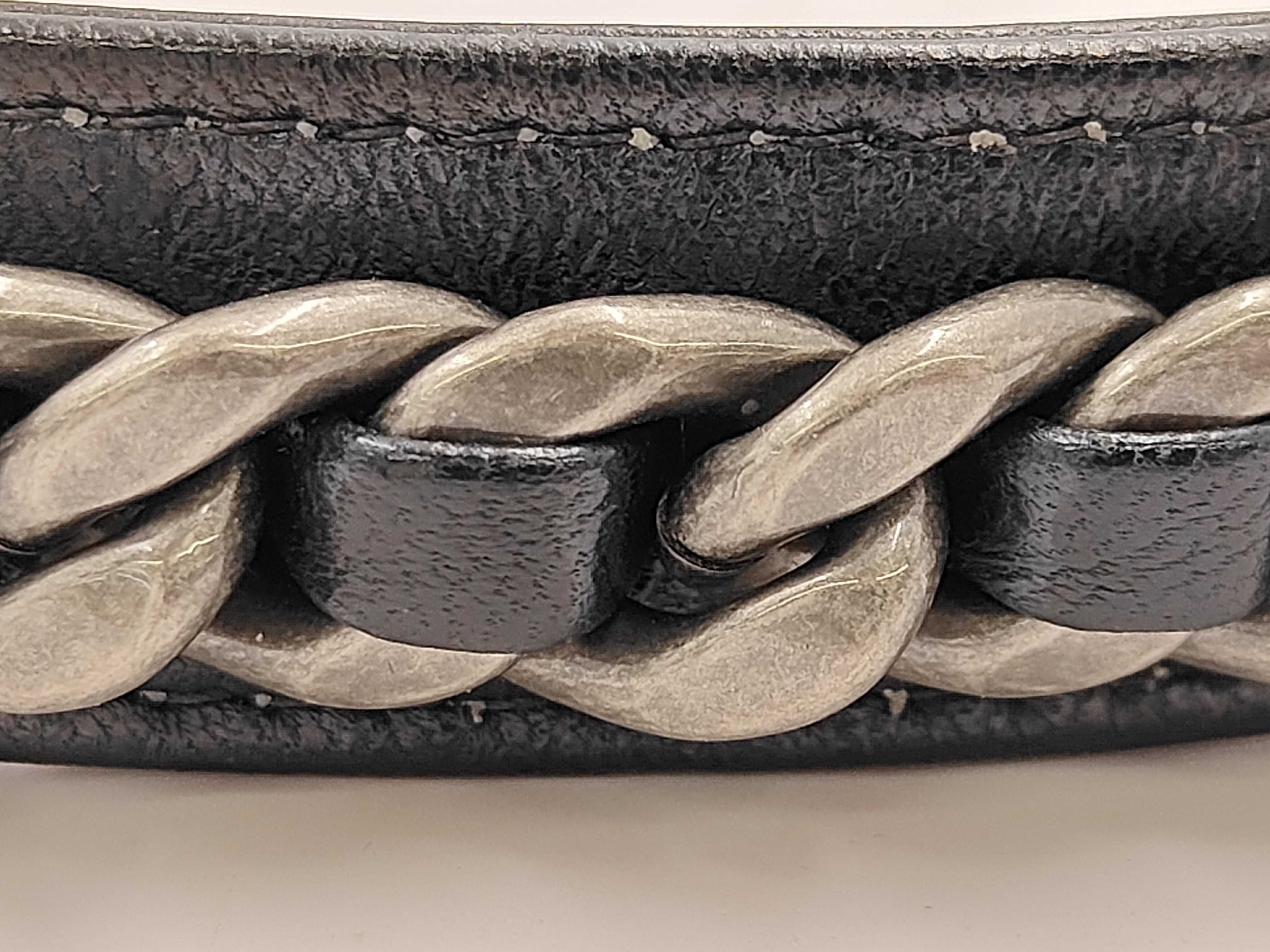 19 Matelassé Shoulder Bag — view 4
