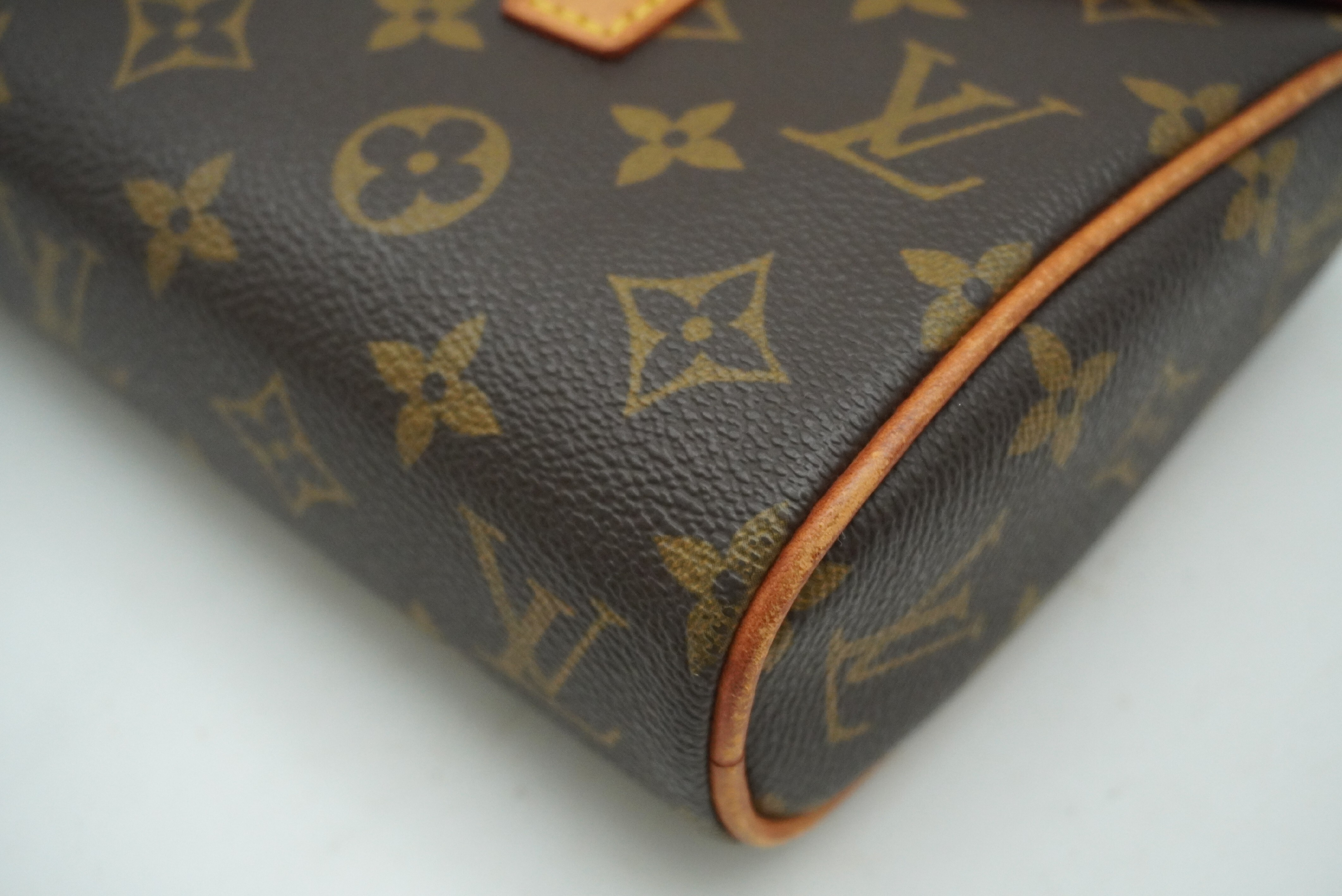 Monogram Sonatine M51902 Handbag — view 8
