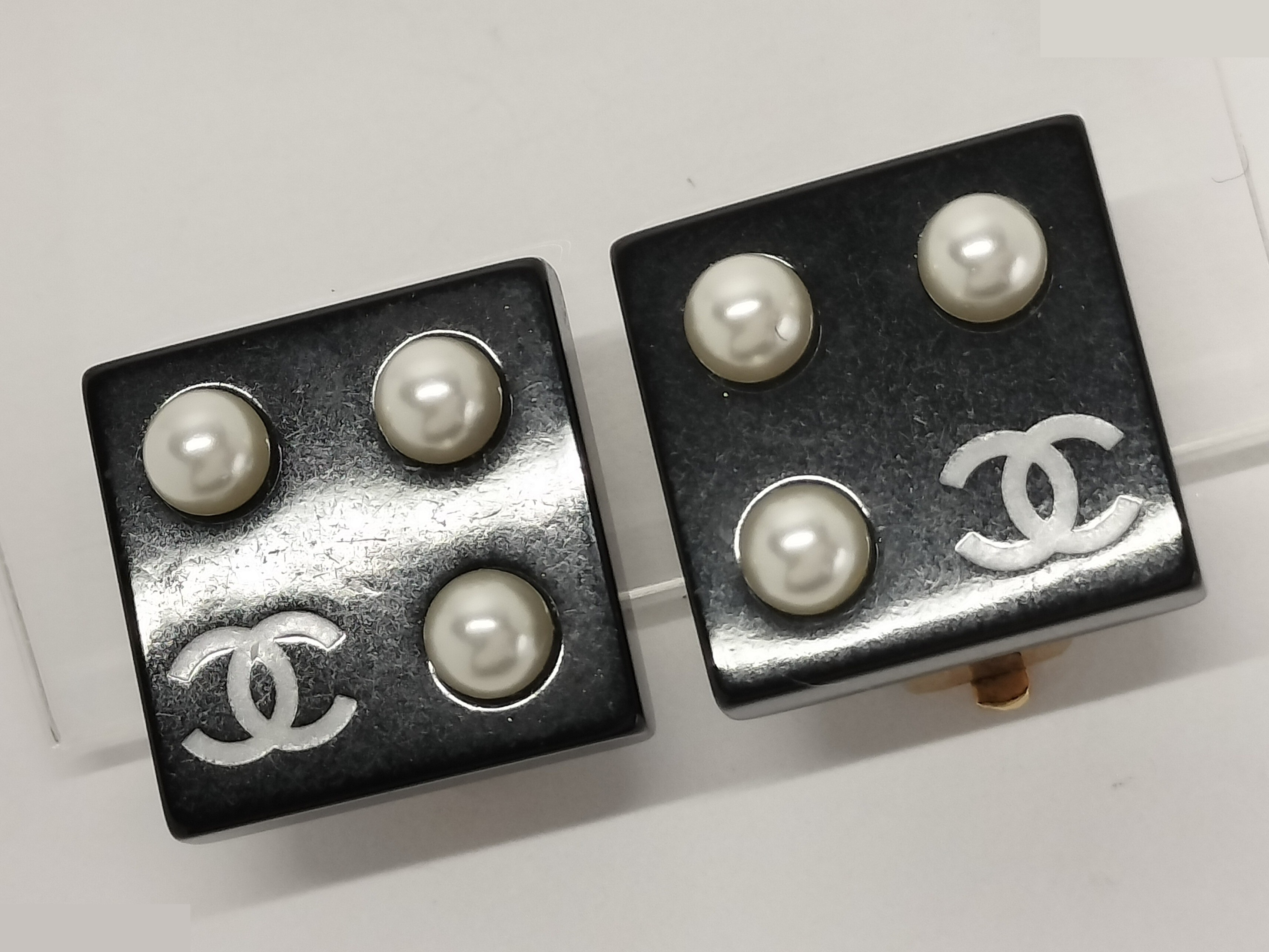 Coco F Pearl Black Earrings — view 5