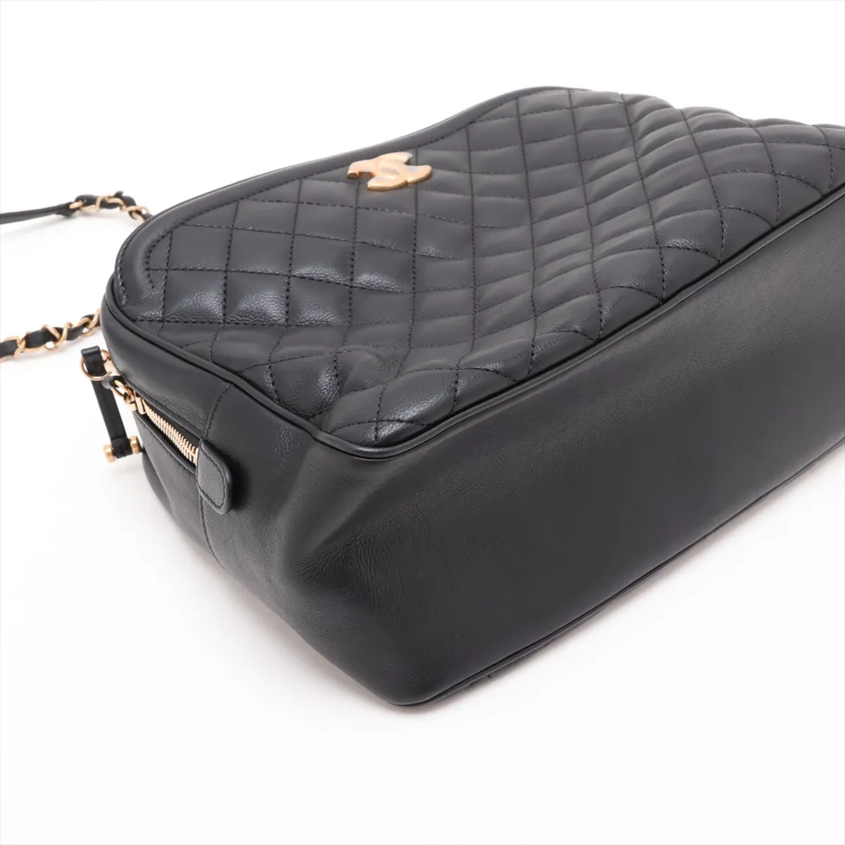 Matelassé Lambskin Chain Shoulder Bag, Black with Gold Hardware, 26715680, Serial Number 26 — view 4