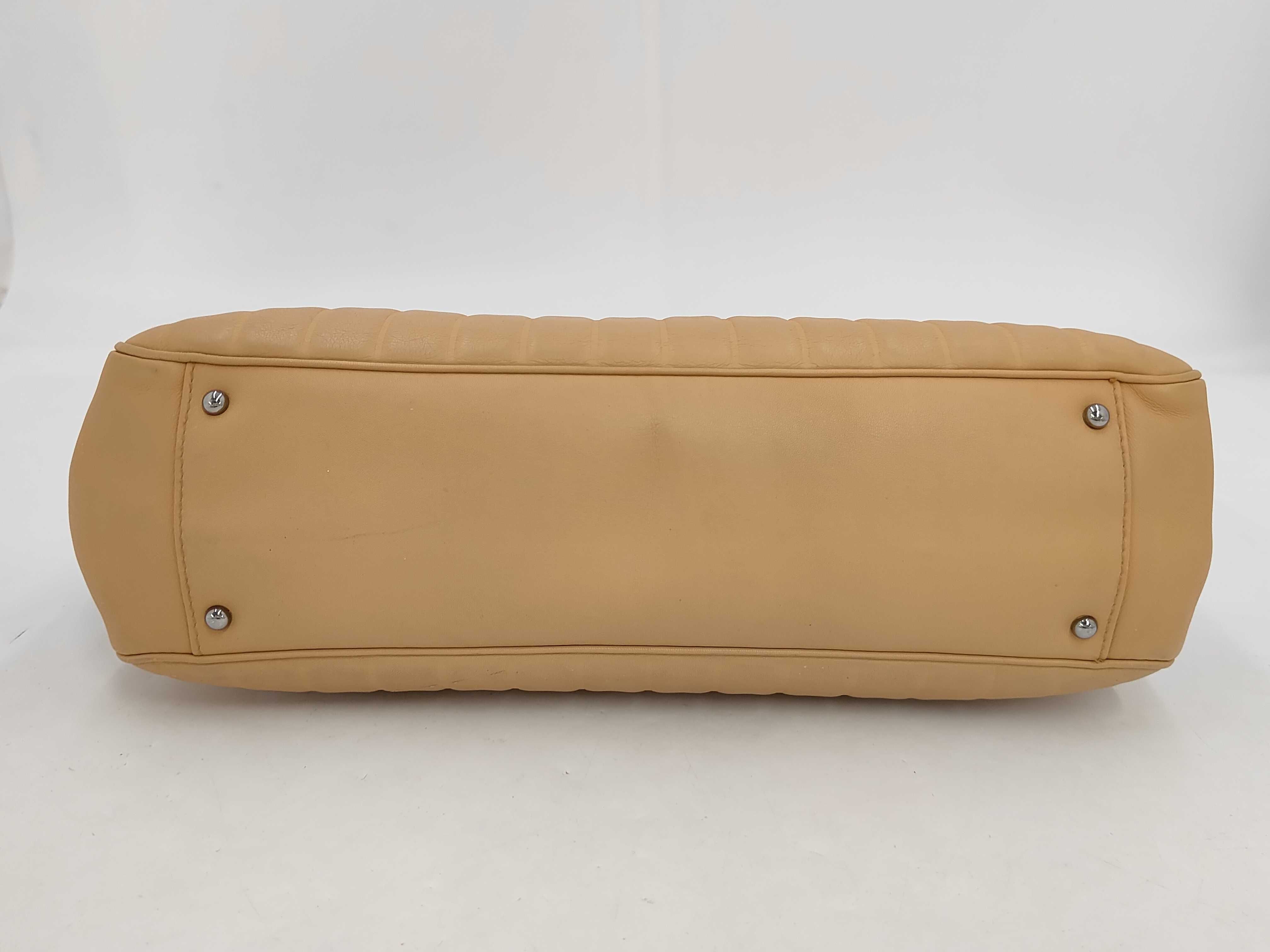 shoulder bag, serial number 8, with original sticker. — view 4