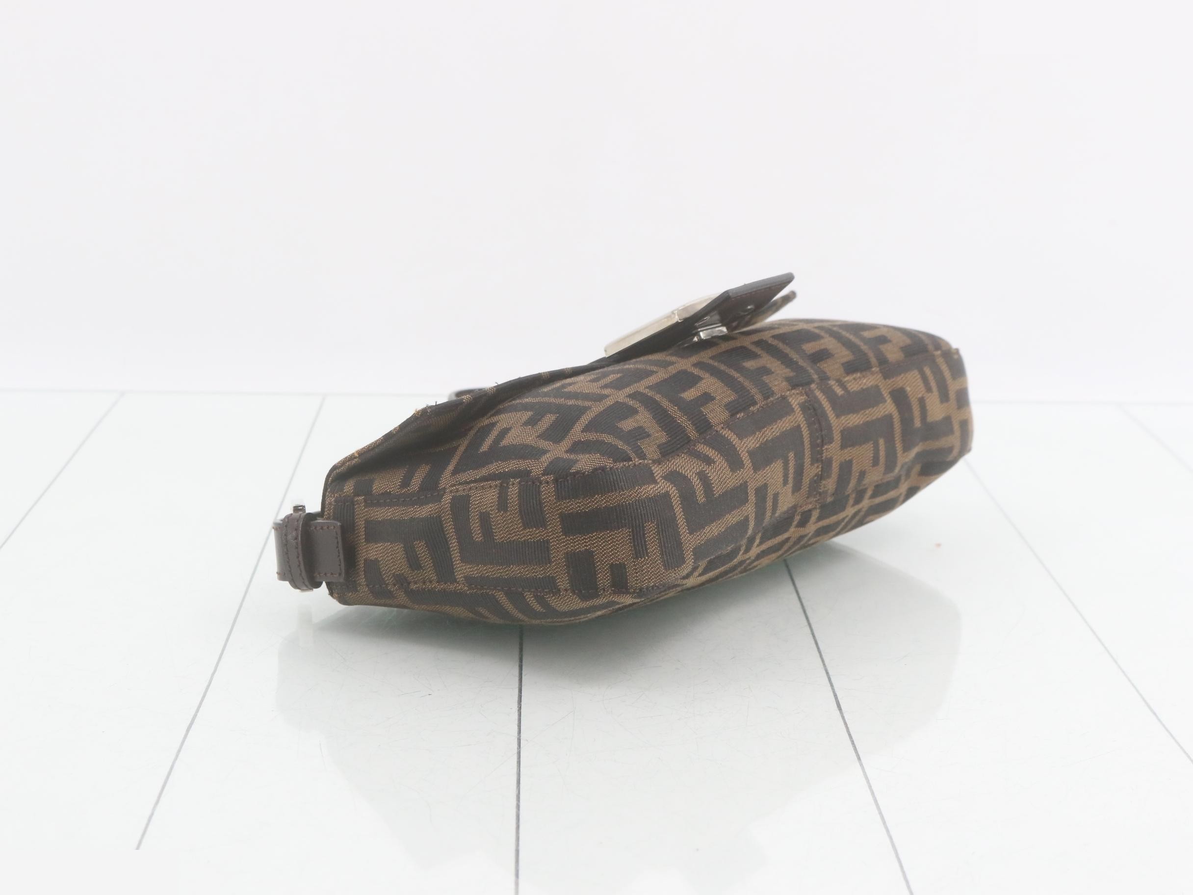 ZUCCA (Bag) - Shoulder Bag - Mamma Bucket - Brown — view 5