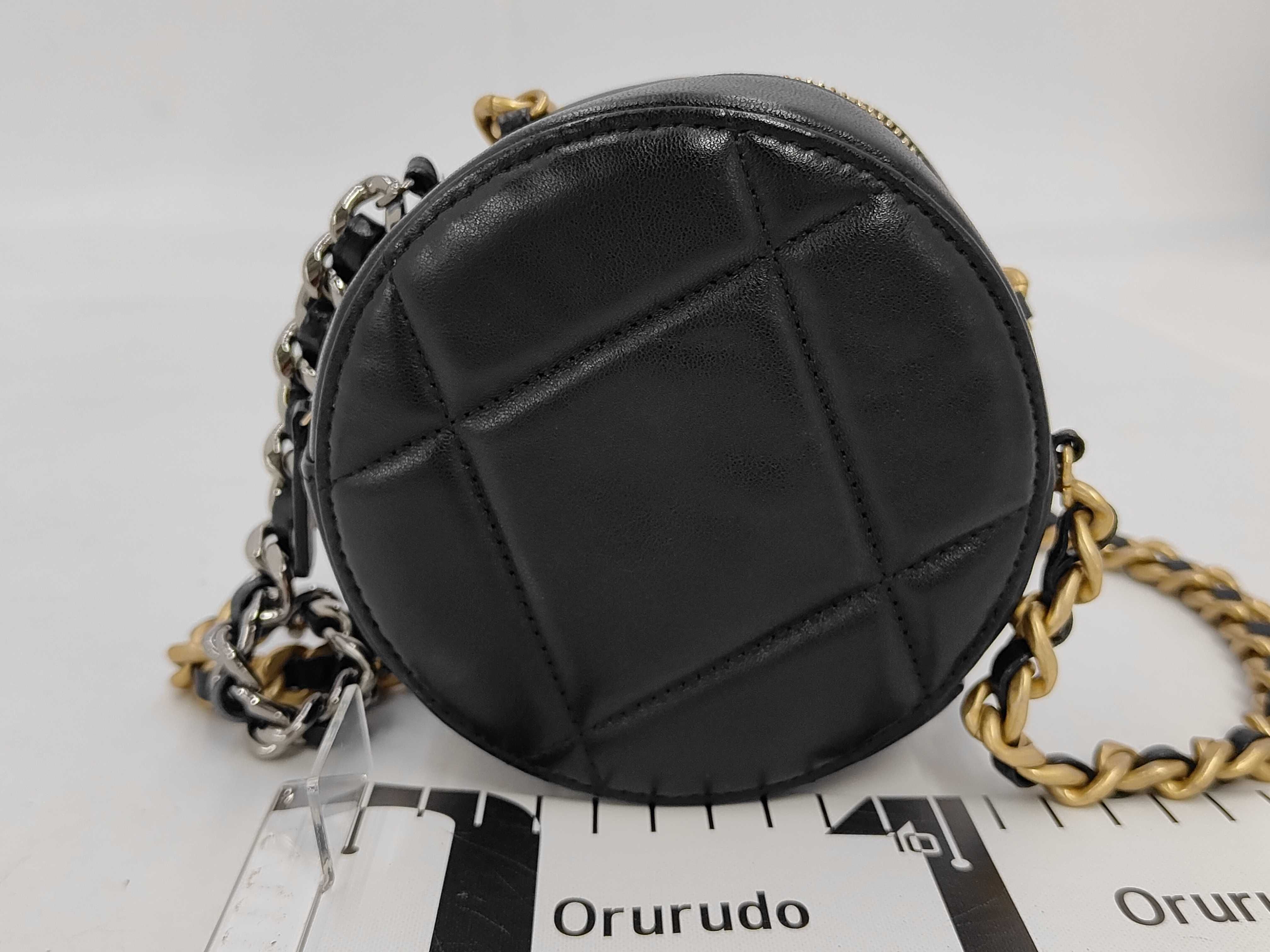 Round Chain Shoulder Bag, Black Lambskin, Chain Coco Mark, Mixed Hardware Shoulder Bag — view 2