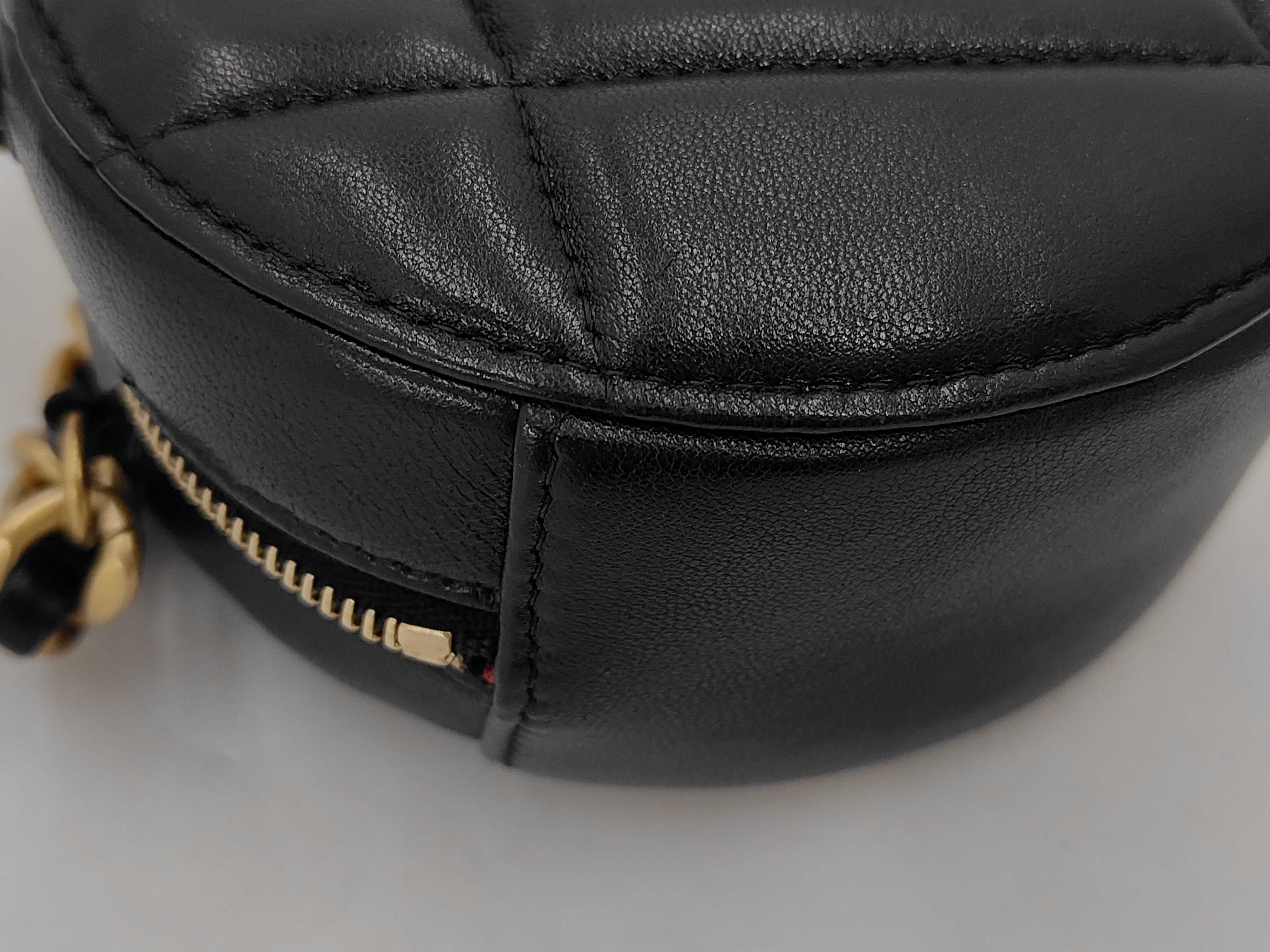 Round Chain Shoulder Bag, Black Lambskin, Chain Coco Mark, Mixed Hardware Shoulder Bag — view 3