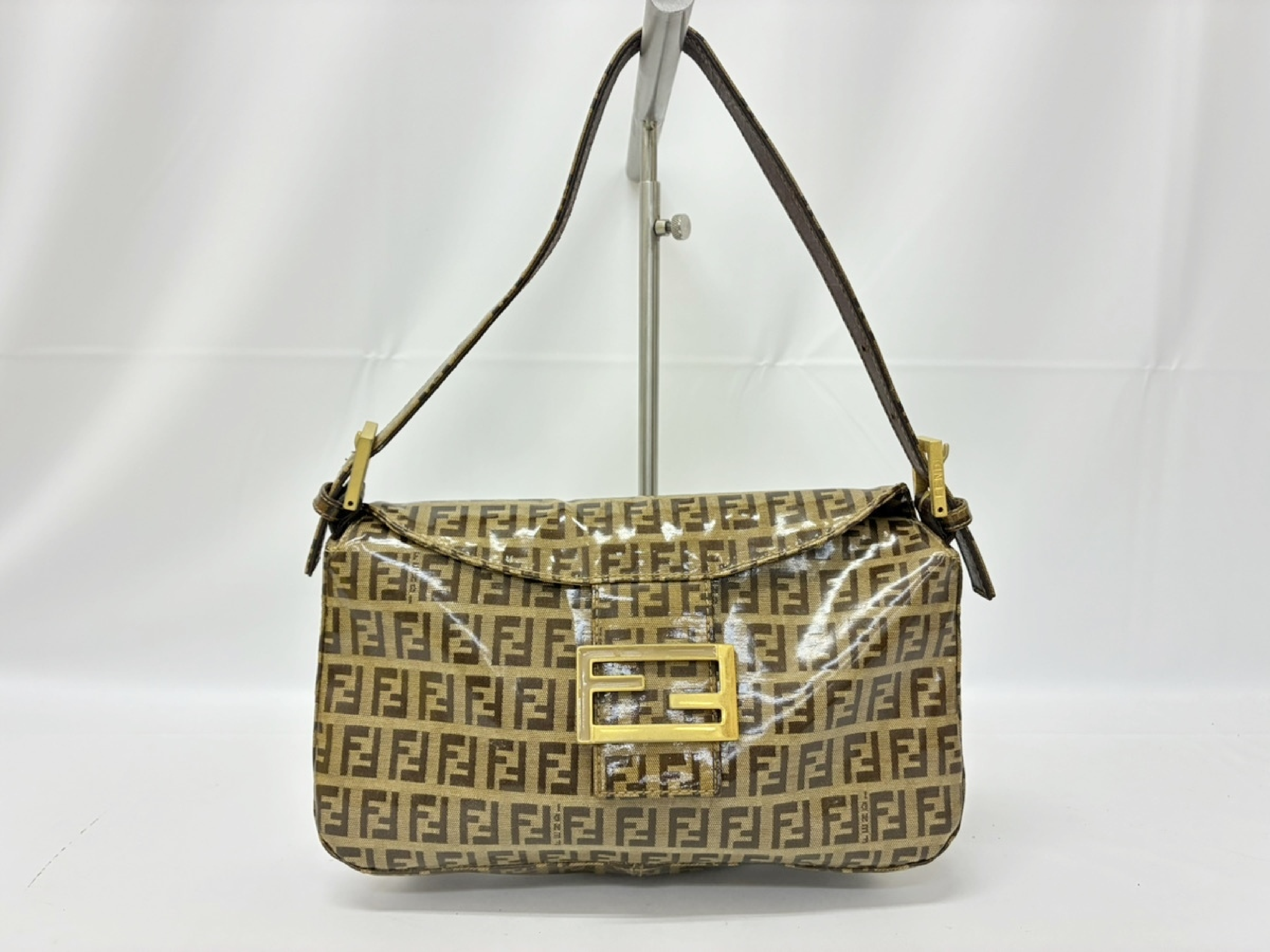 Zucchino Mamma Bucket Patent Handbag