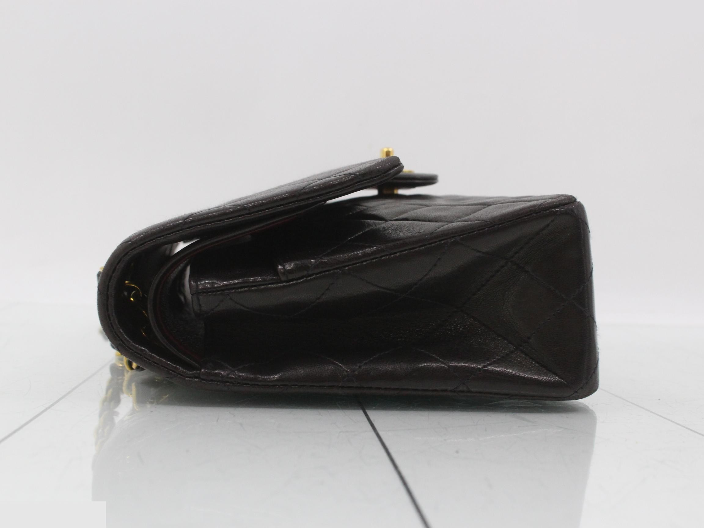Matelassé 25 Double Flap Lambskin Chain Shoulder Bag (Series 2) — view 4