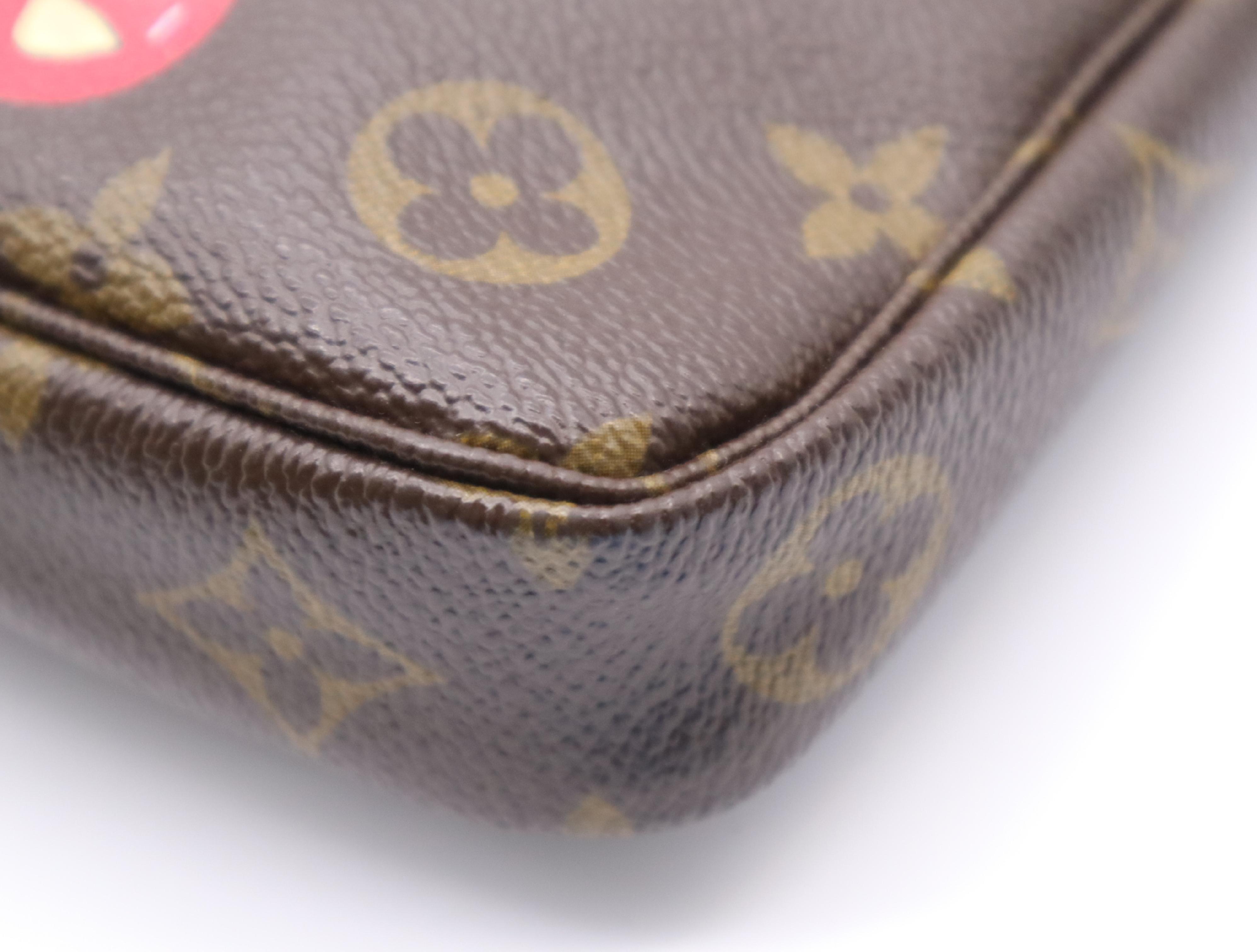 M95008 Cherry Pochette Accessoires Pouch — view 7