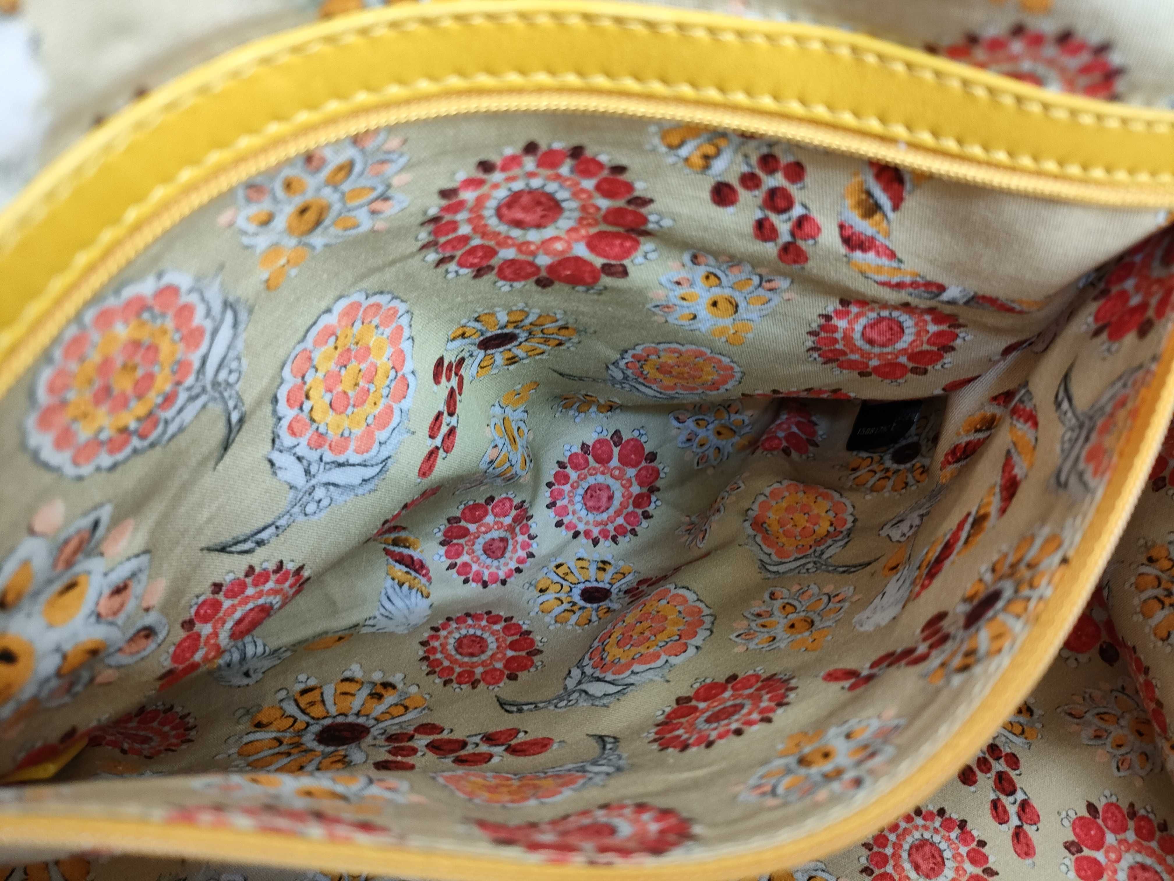 Collezione Leather Tote Bag, Yellow Handbag — view 12