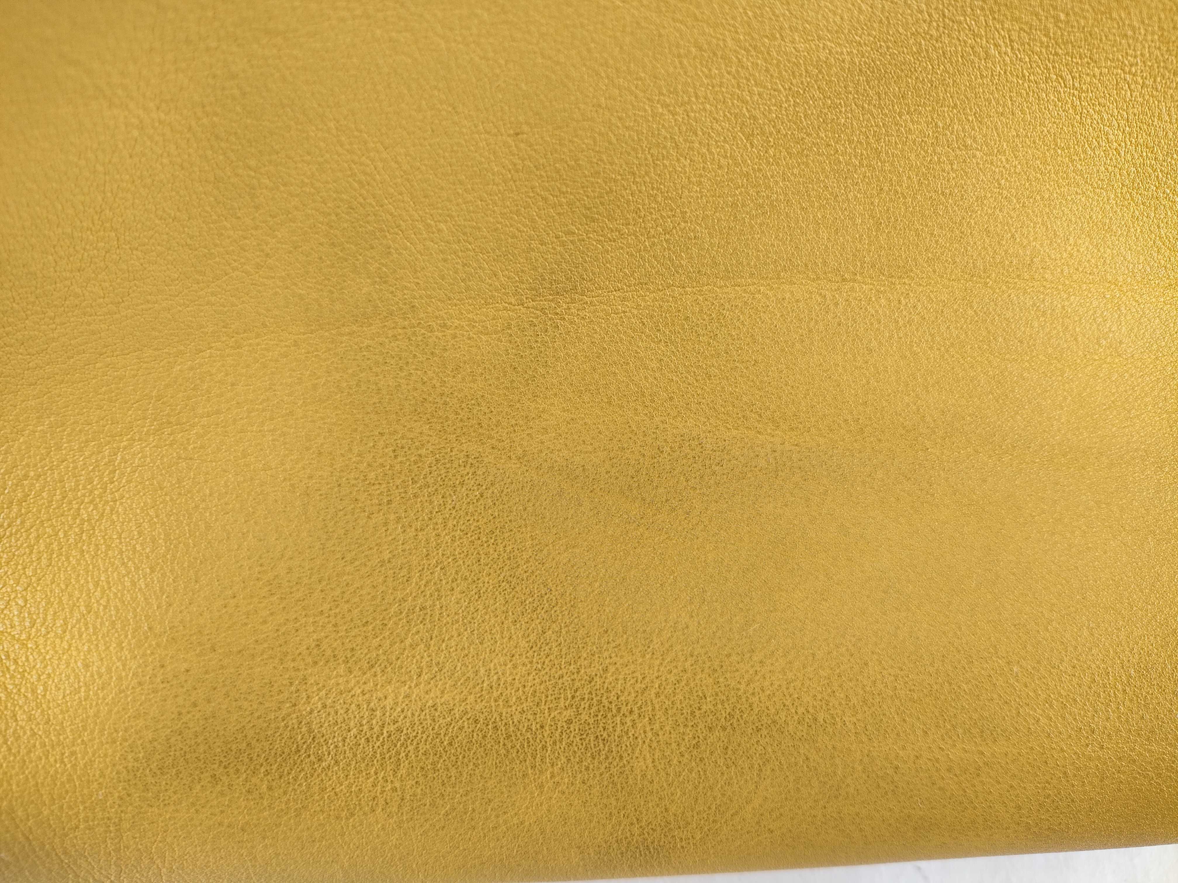 Collezione Leather Tote Bag, Yellow Handbag — view 14