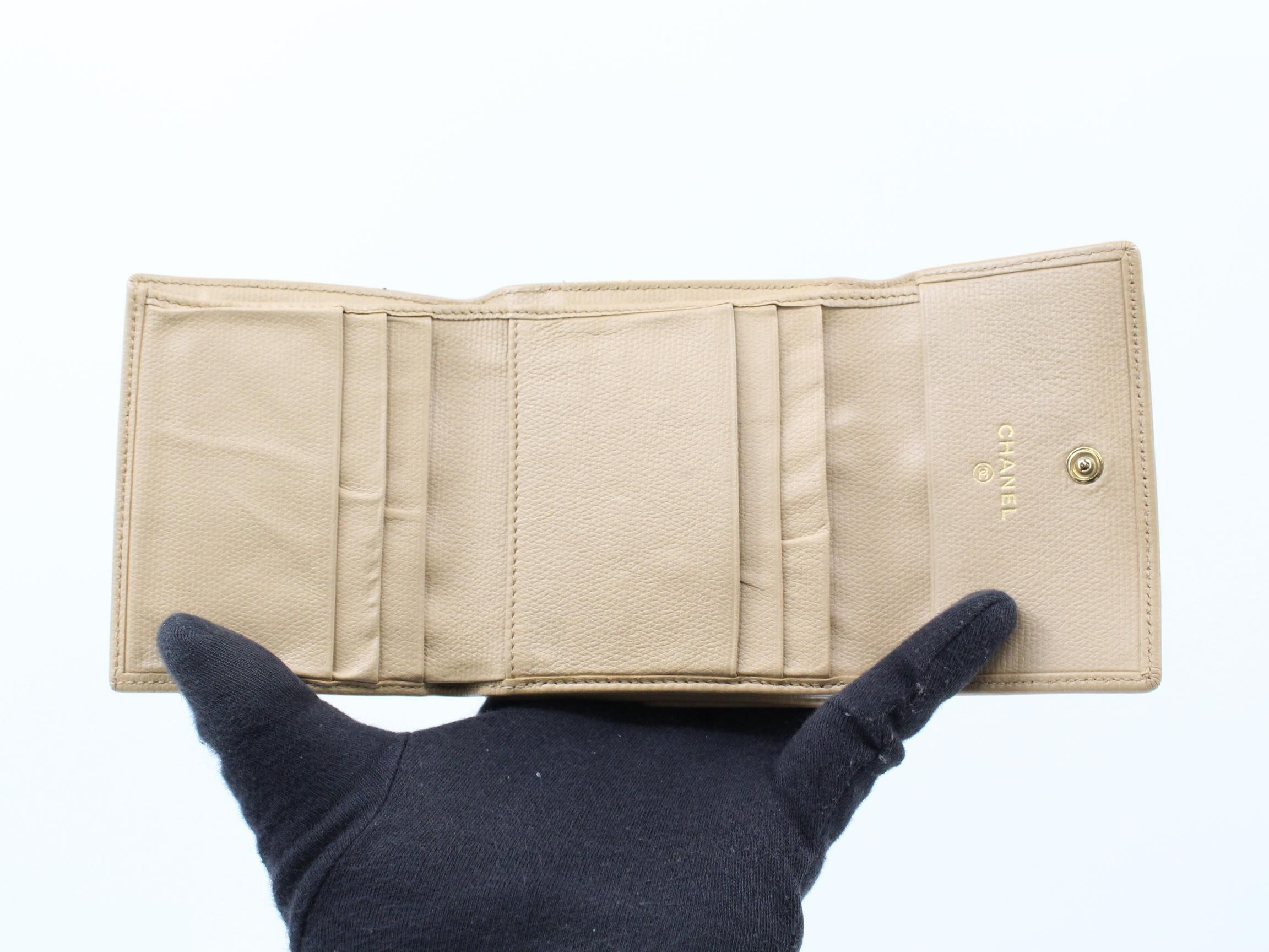Folding wallet — view 4