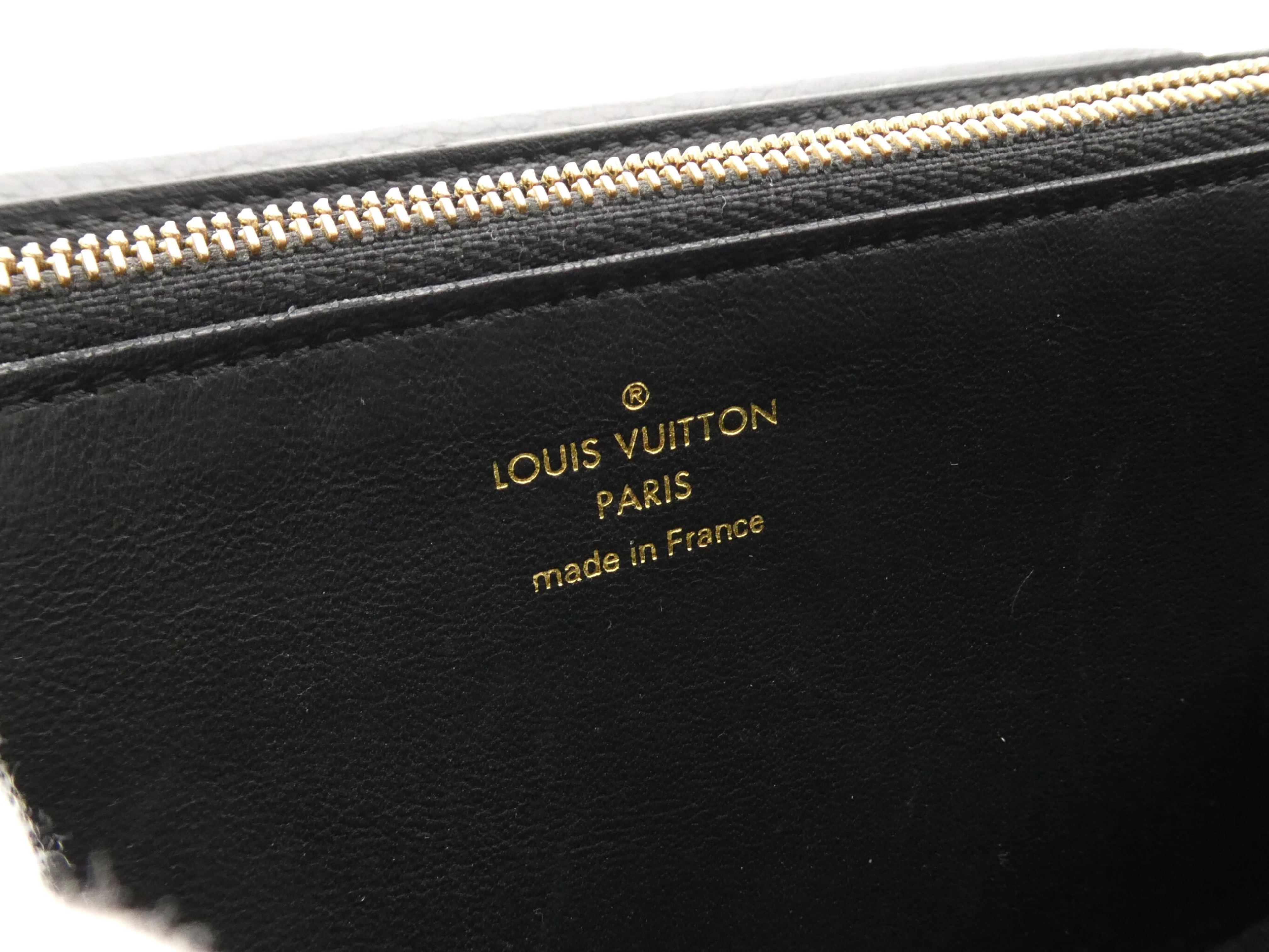 Portefeuille Capucines Studded Wallet — view 8