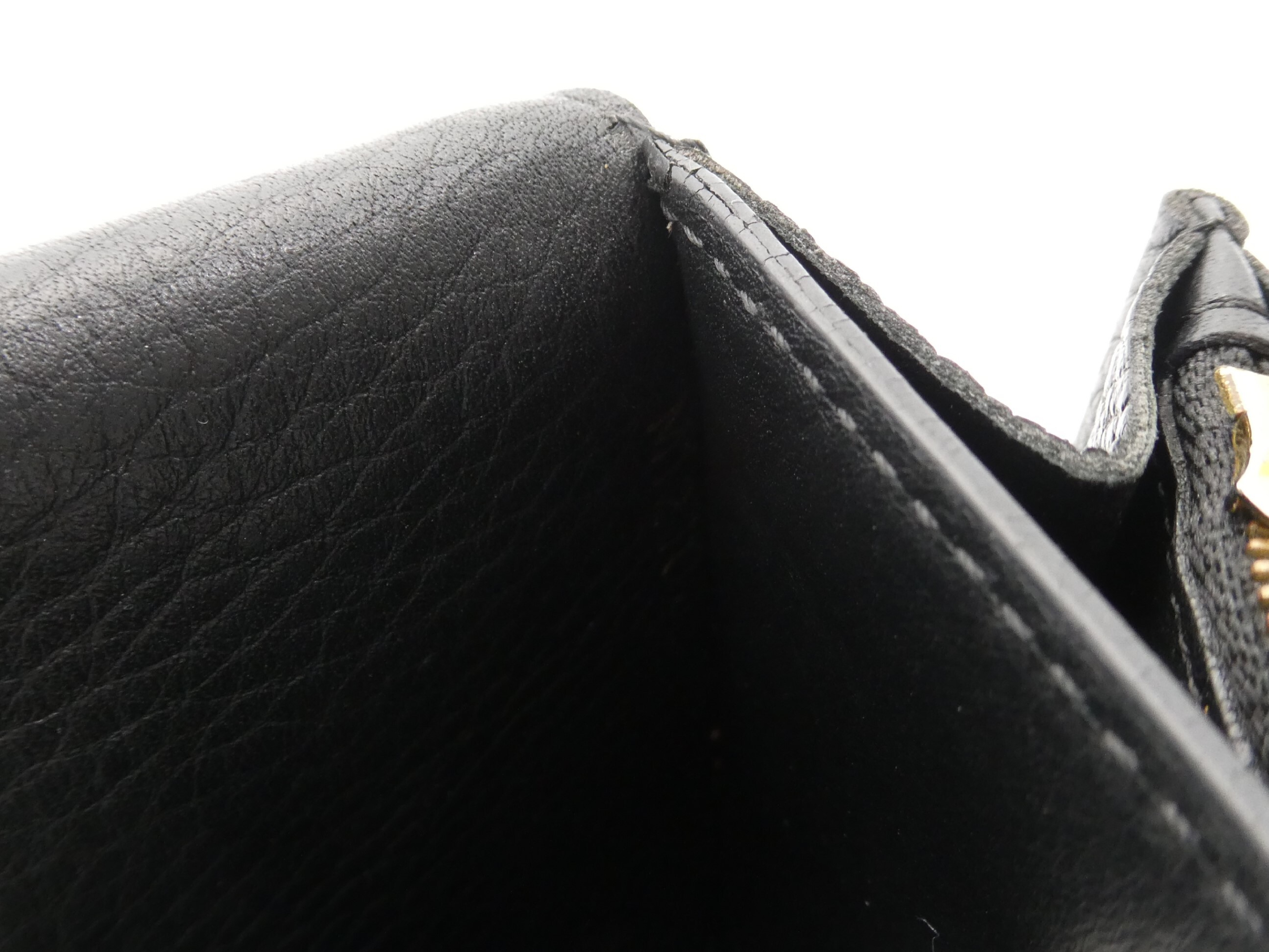 Portefeuille Capucines Studded Wallet — view 9