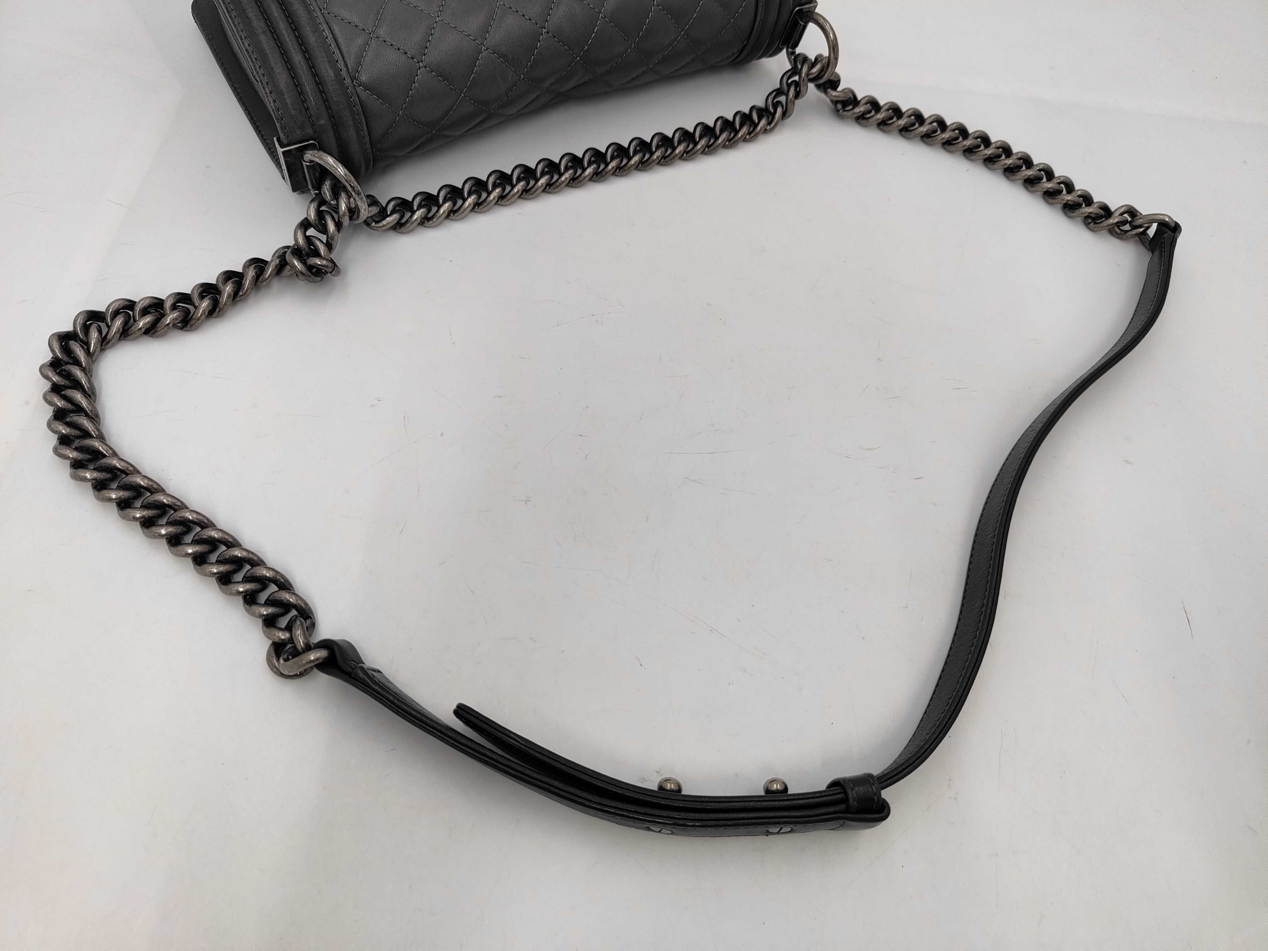A67086 Boy Chanel/Matelassé Serial Number 16 Series Vintage Silver Hardware Shoulder Bag — view 3