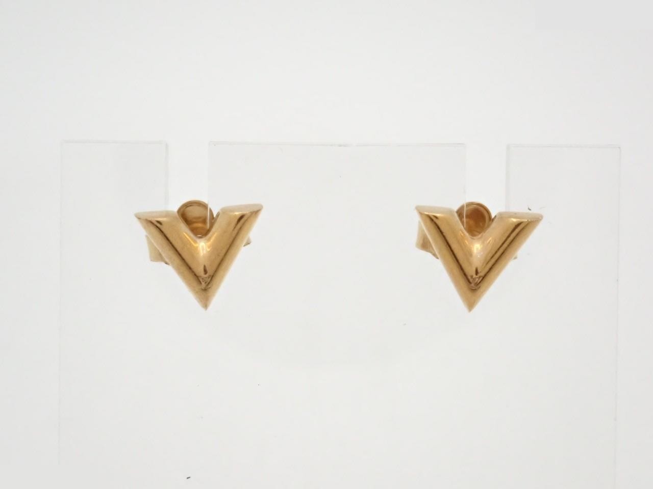 Essential V Earrings M68153