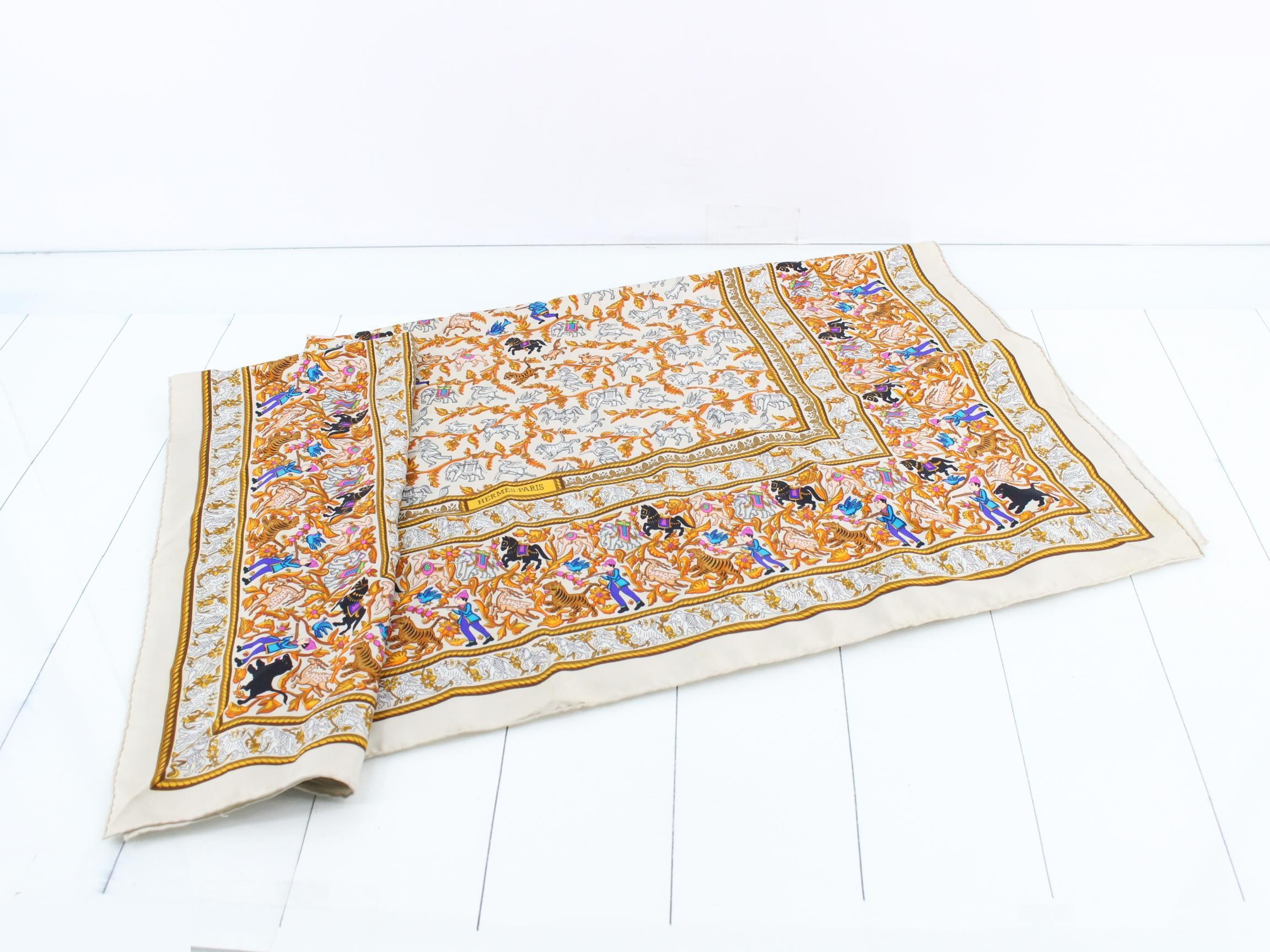 scarf — view 3