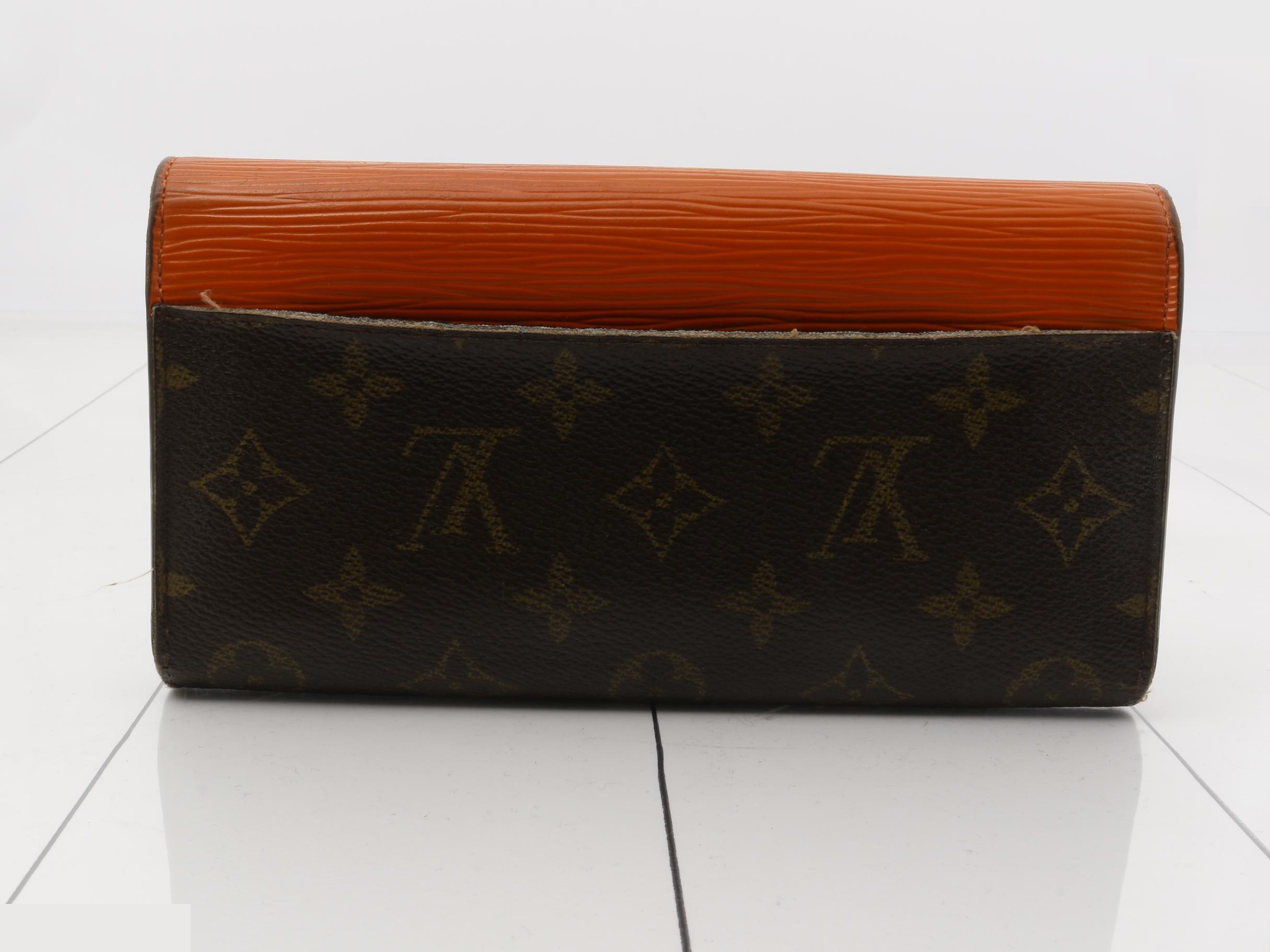 Monogram Portefeuille Marie-Lou Long Piment Bi-fold Long Wallet — view 2