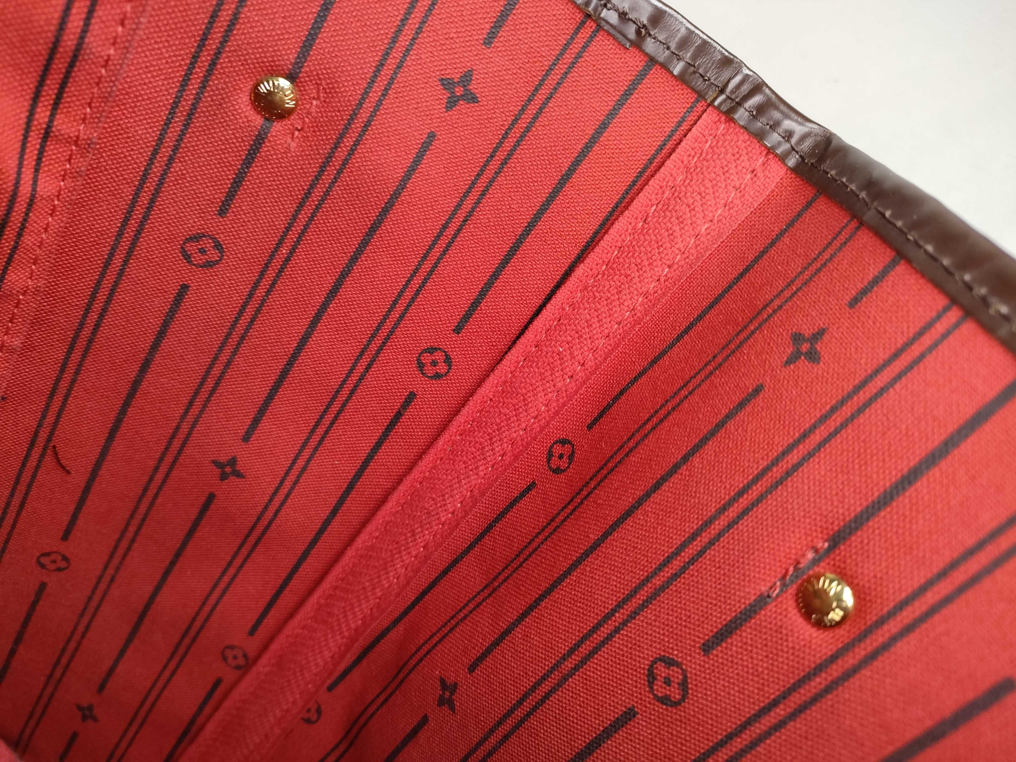 Damier Neverfull MM N51105 Tote Bag — view 8