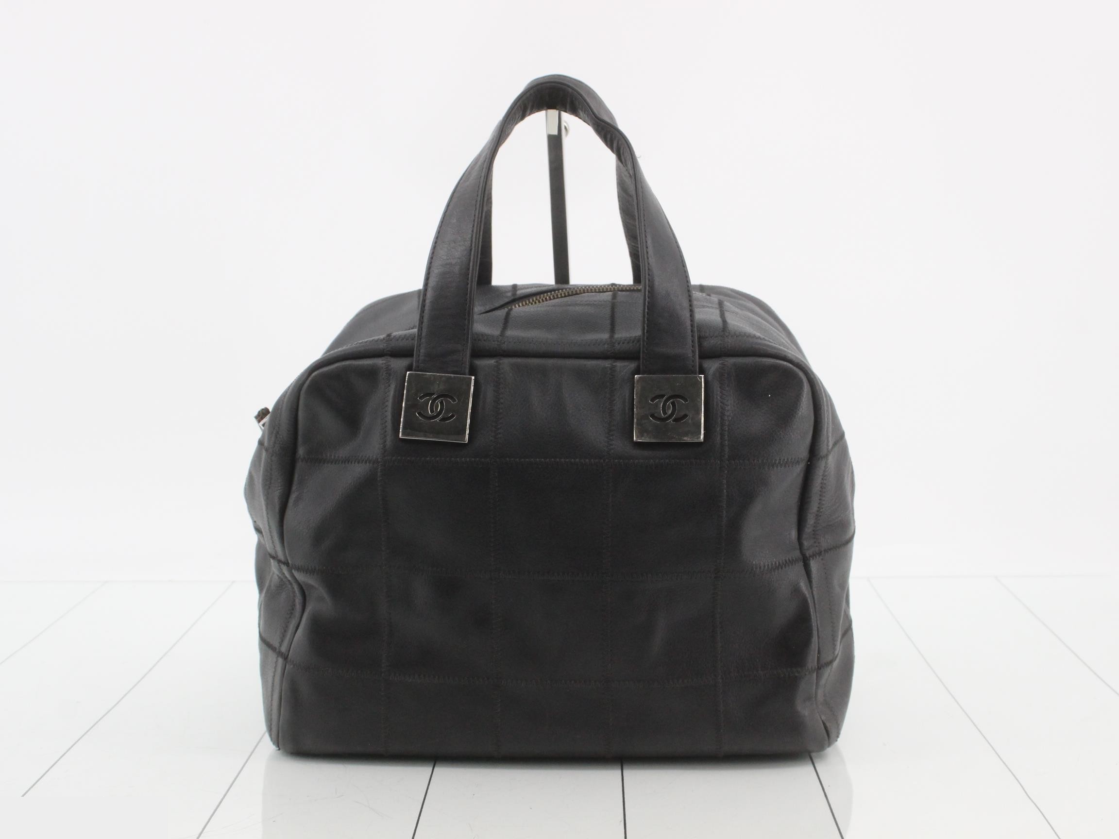 Handbag, black, chocolate bar