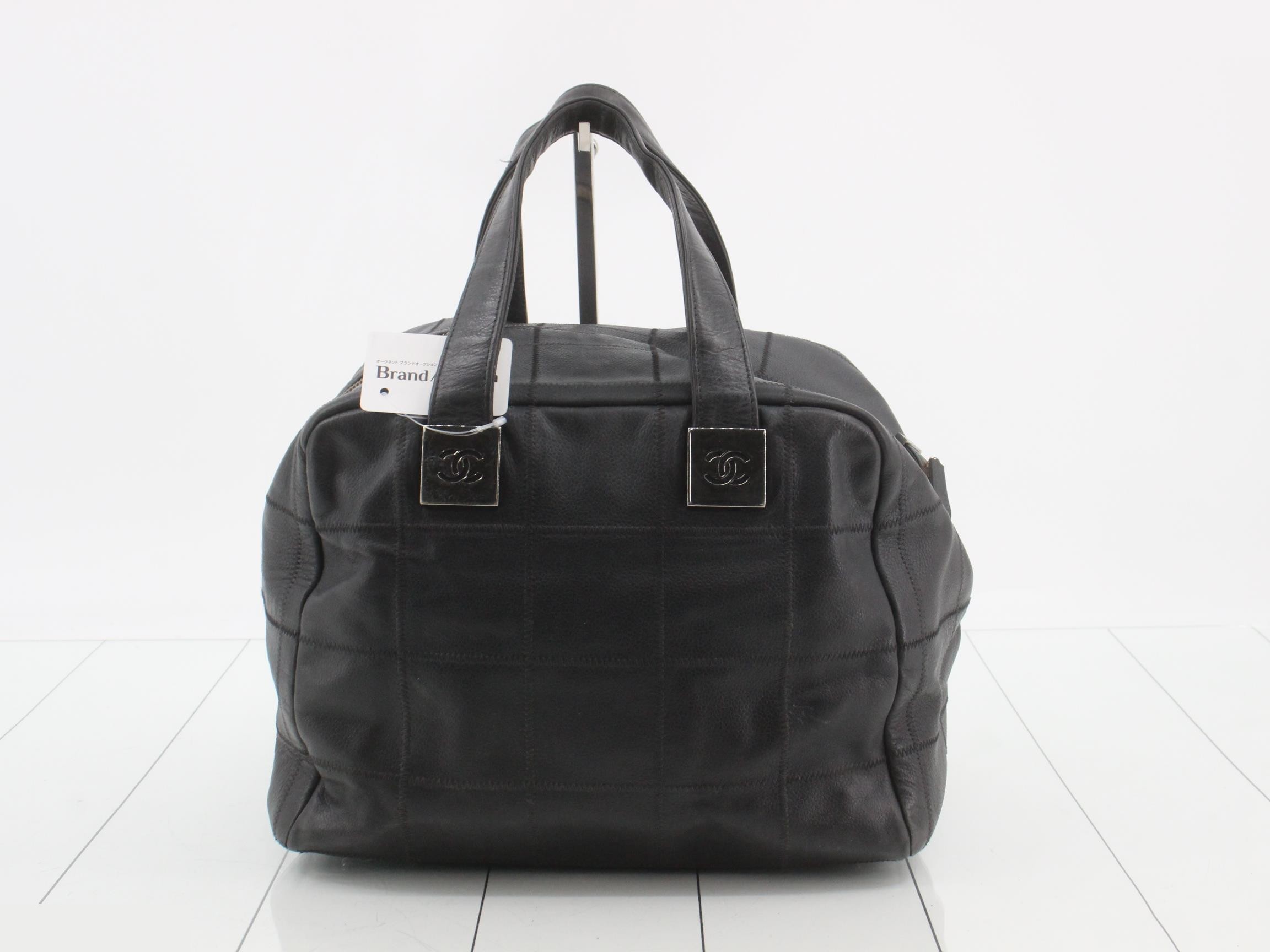 Handbag, black, chocolate bar — view 2