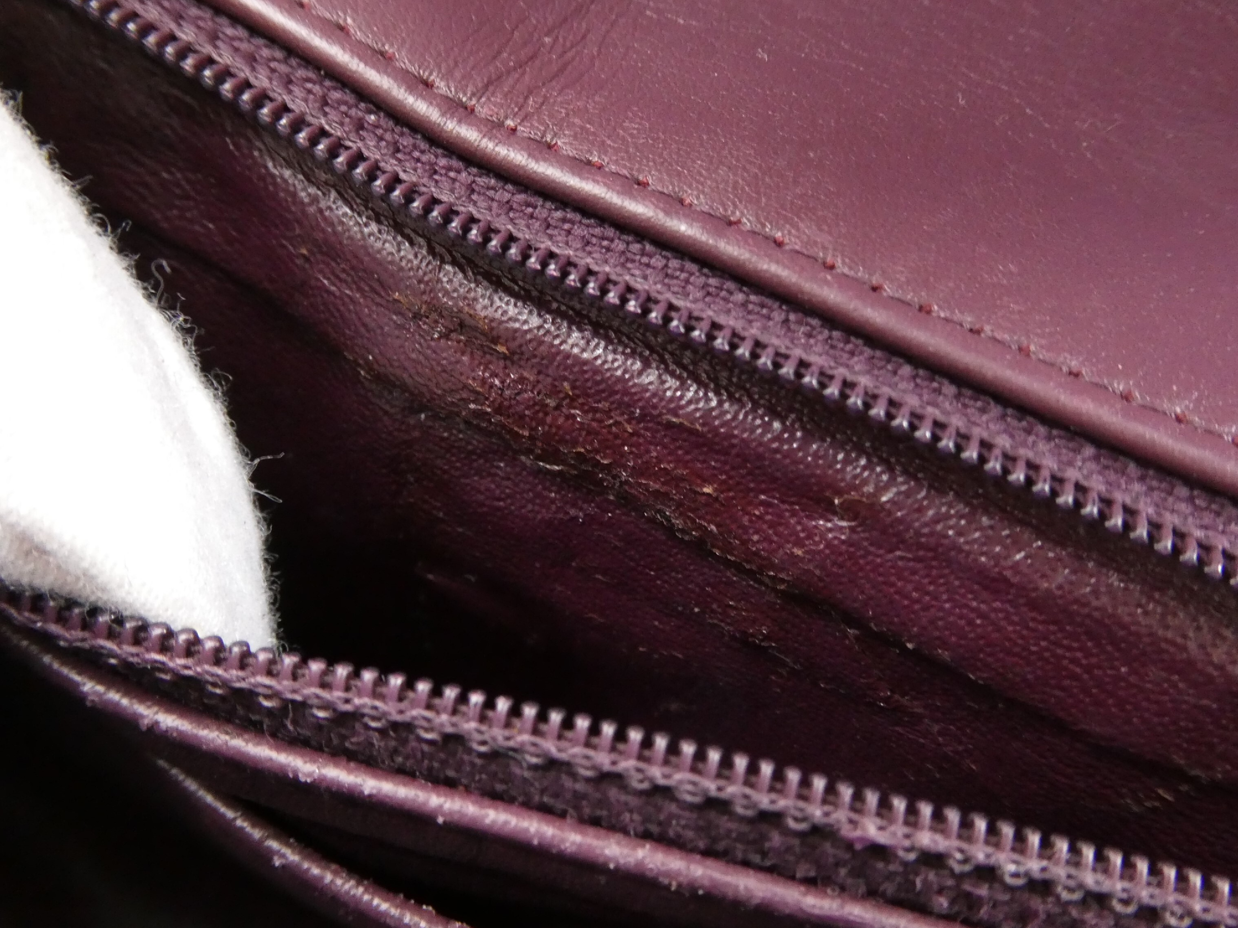 Matelassé Enamel Coco Mark Turnlock Chain Shoulder Bag — view 9