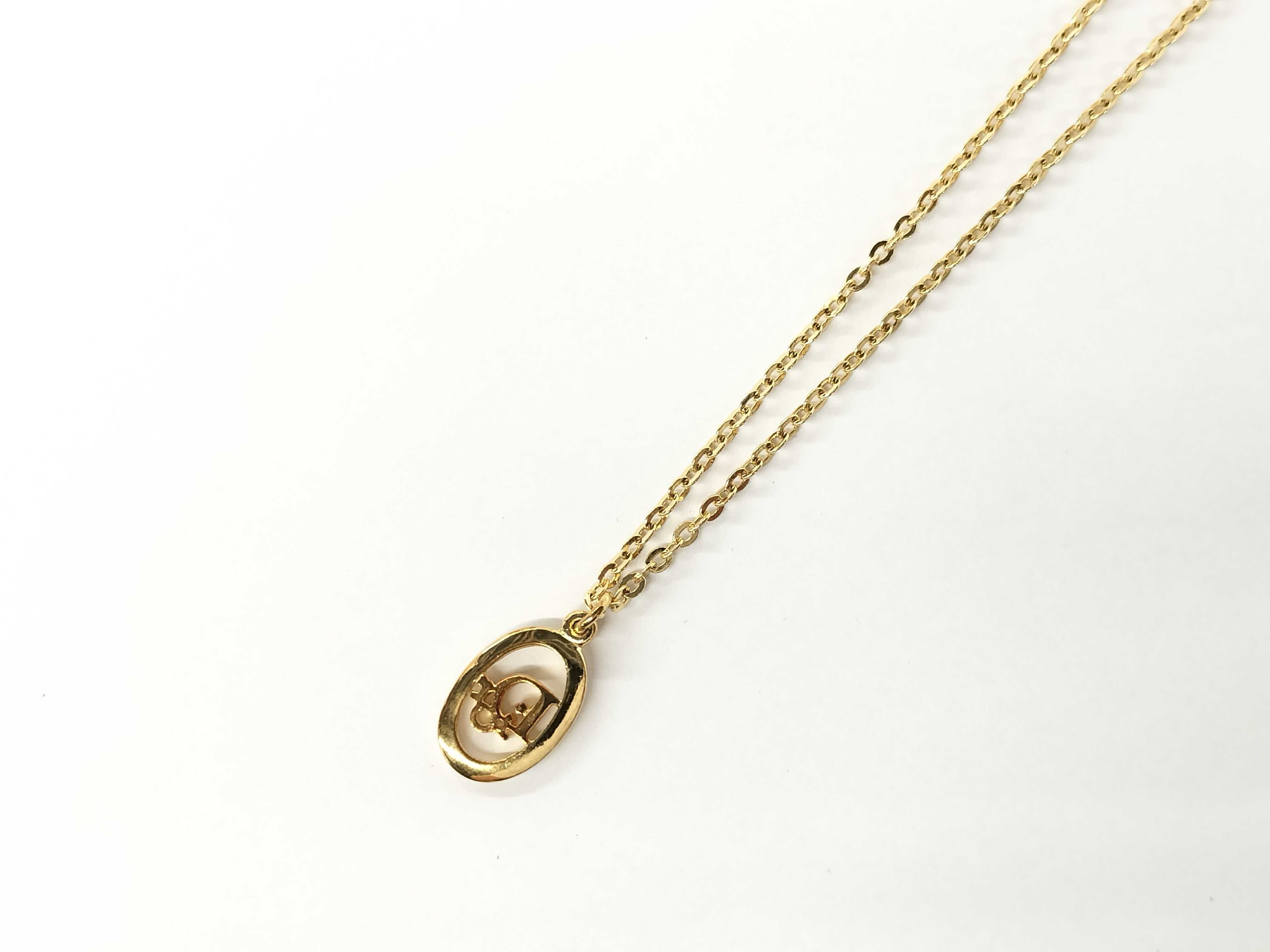 Trotter Oval Trotter Necklace — view 2
