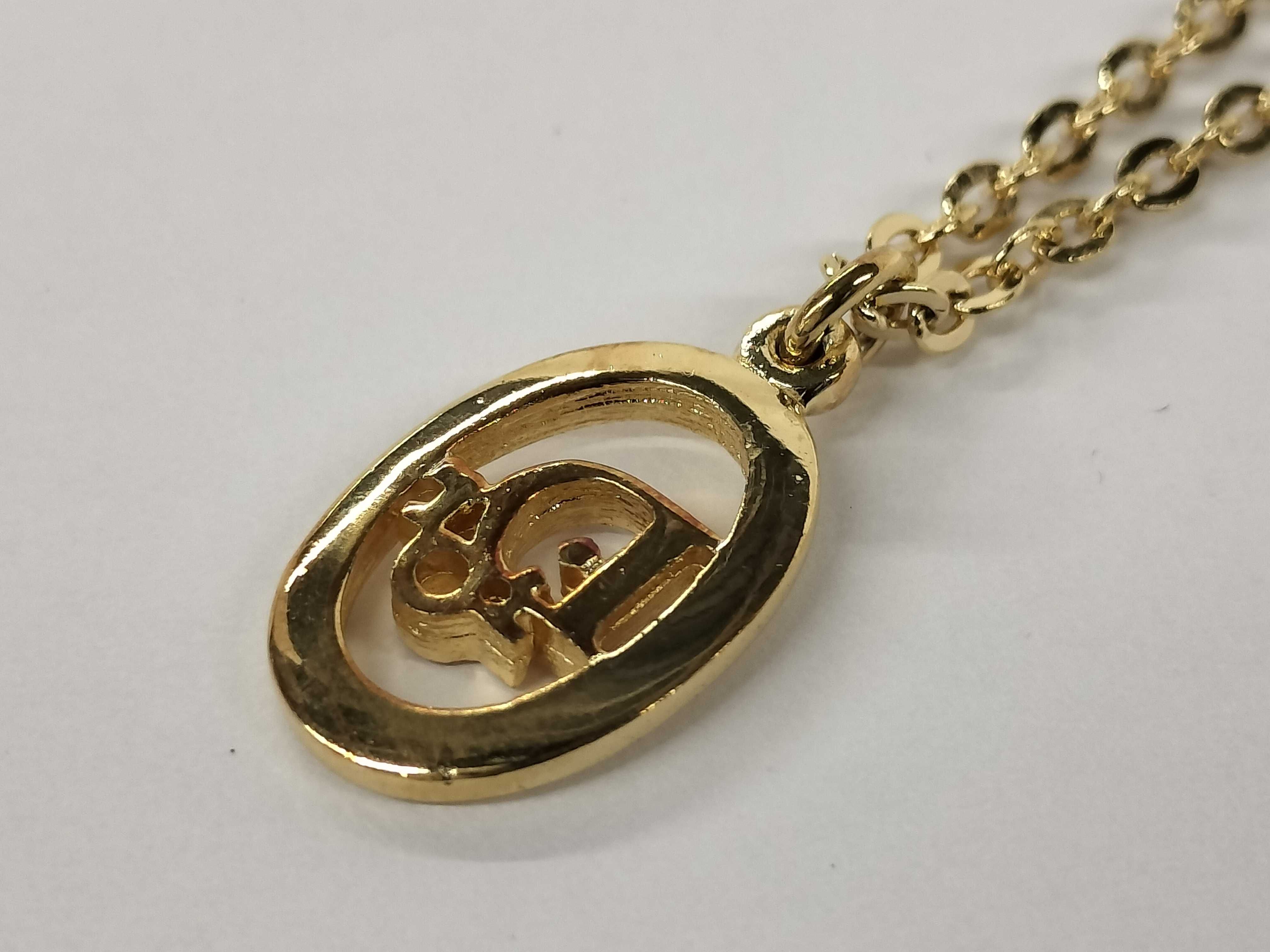 Trotter Oval Trotter Necklace — view 3