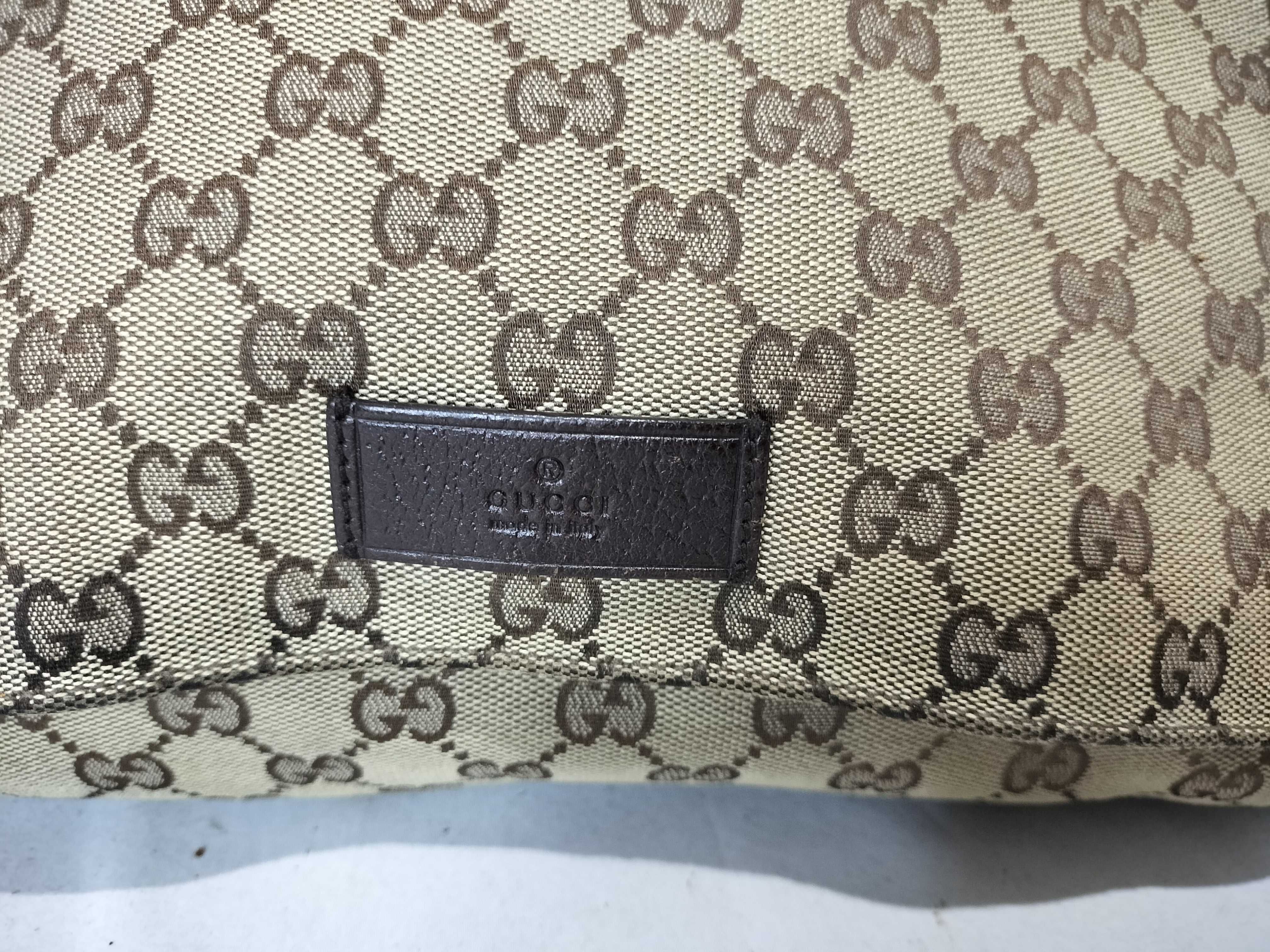 GG Canvas 146236 Shoulder Bag — view 2
