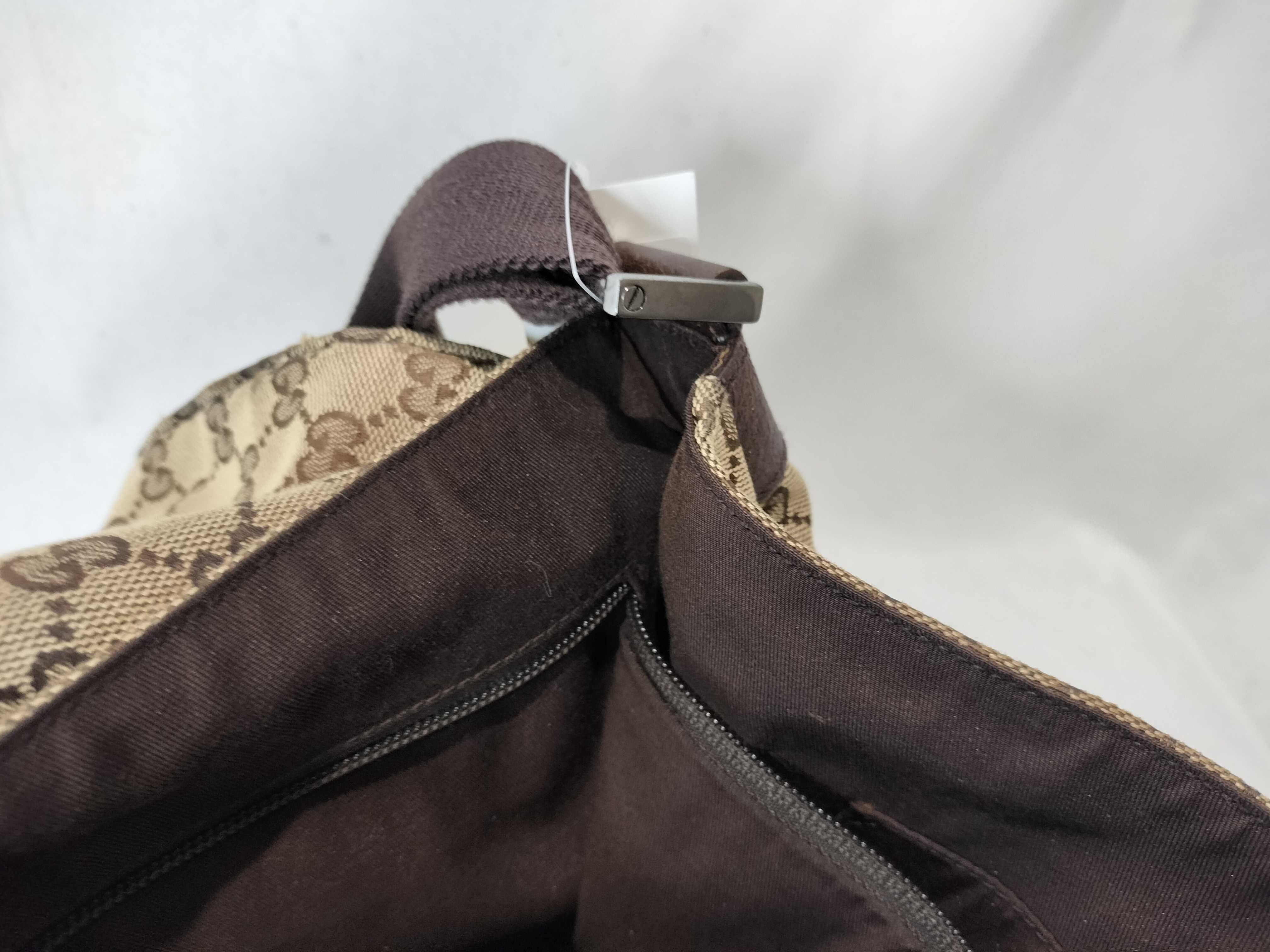 GG Canvas 146236 Shoulder Bag — view 13