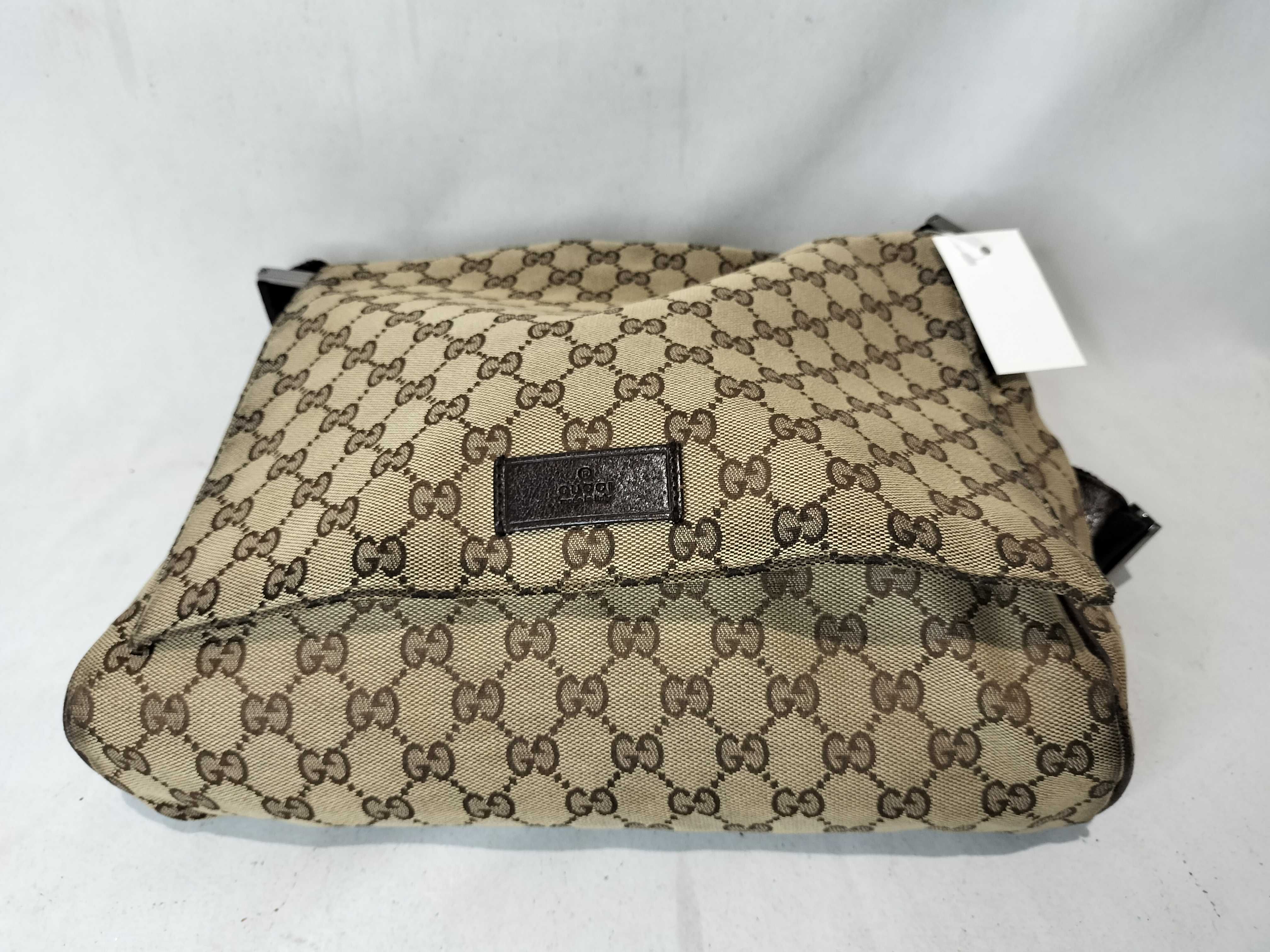 GG Canvas 146236 Shoulder Bag — view 8