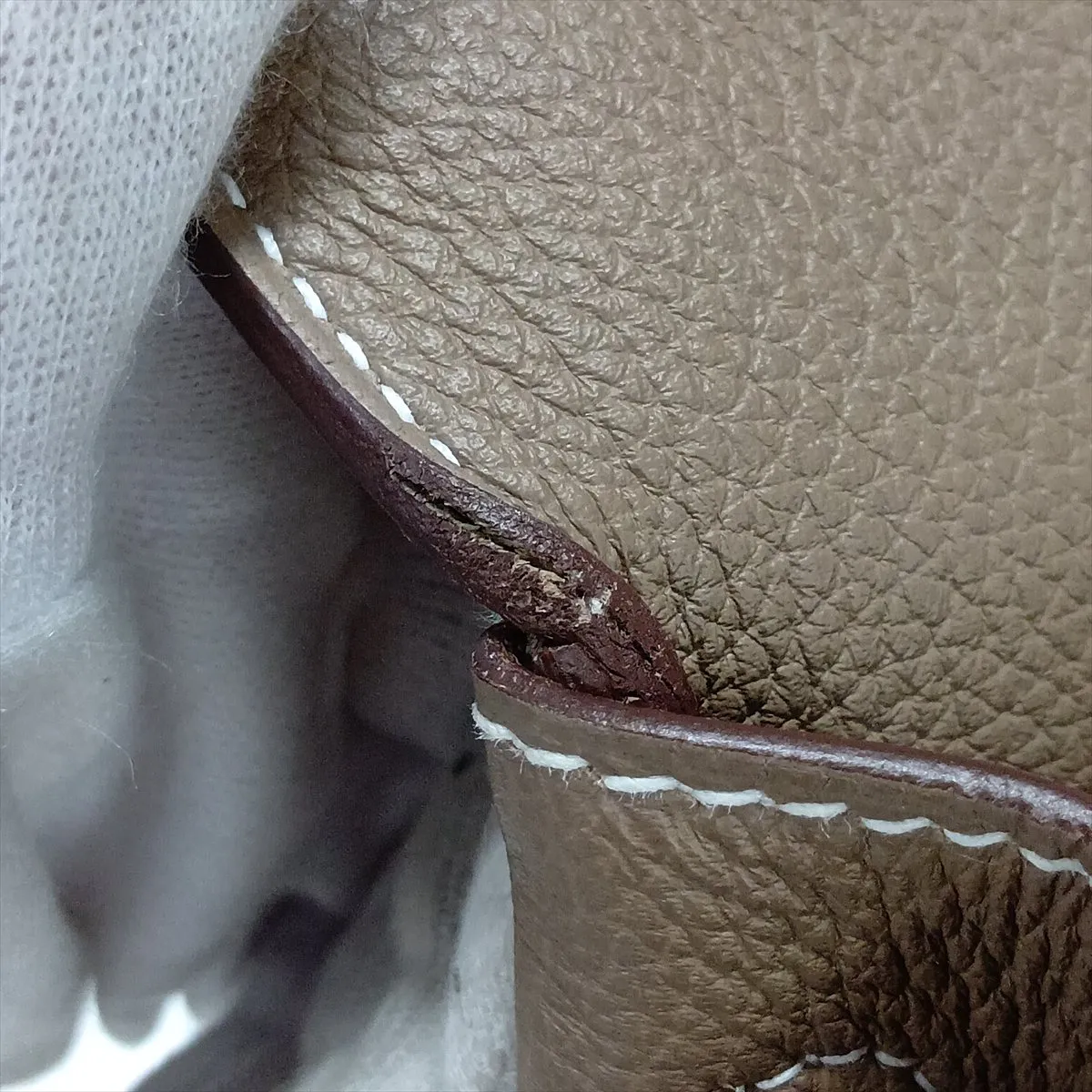 [Individually packaged] Hermes Kelly 28 Letournée Togo Etoupe Gold Hardware C: 2018 — view 12