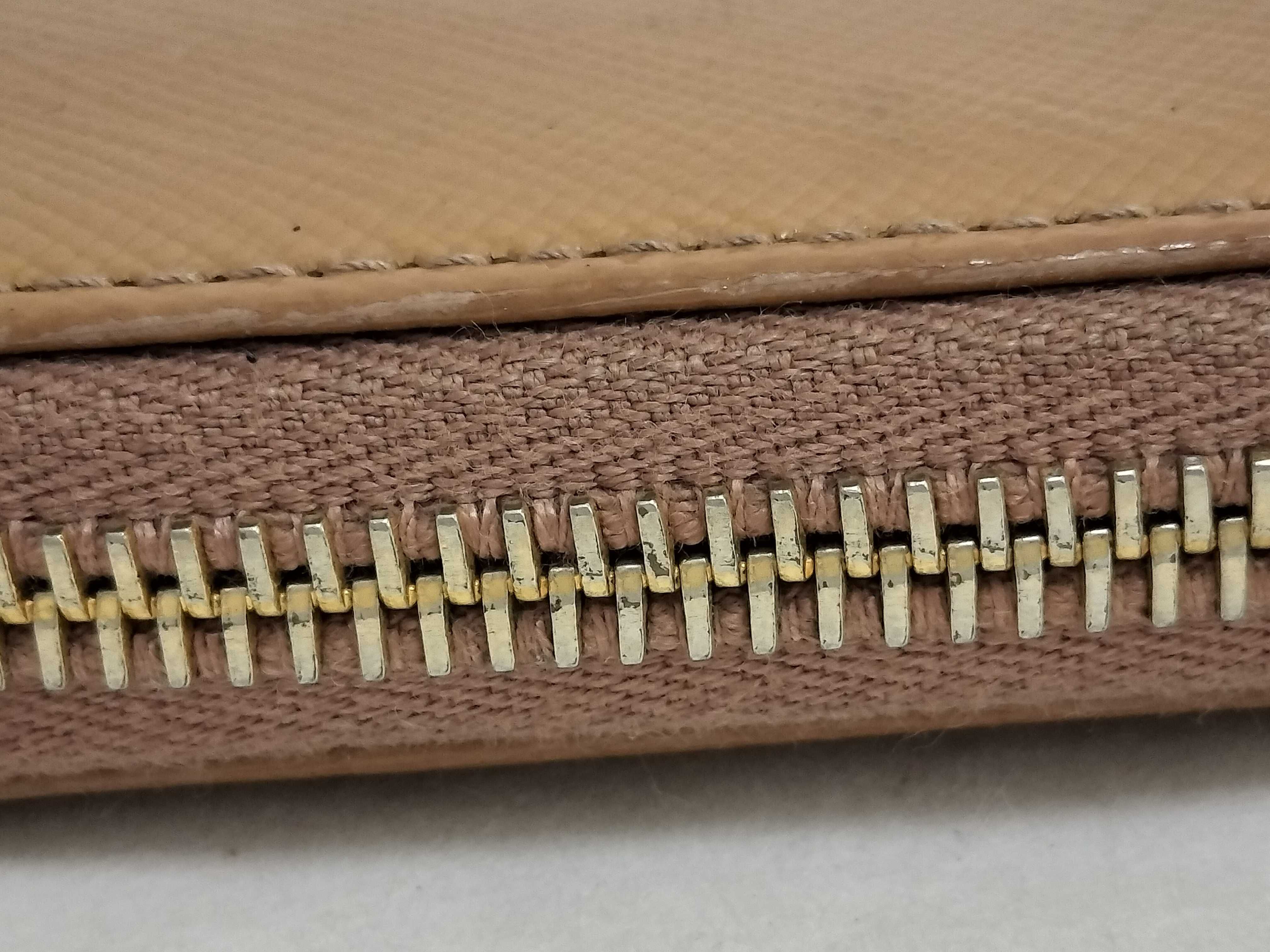 wallet — view 7