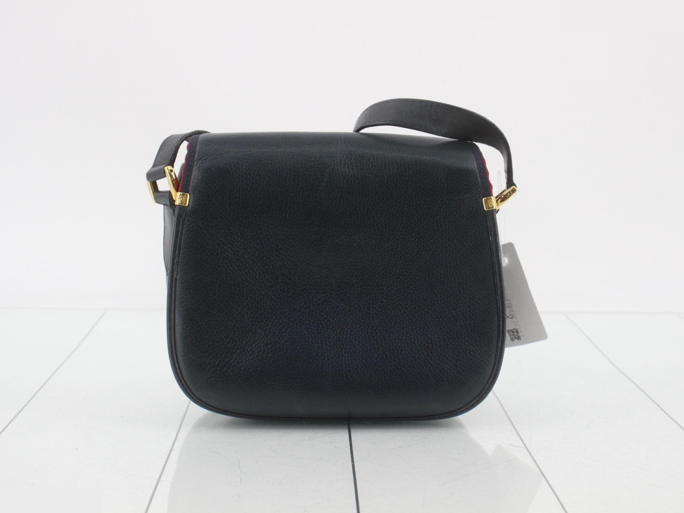 Old Gucci shoulder bag — view 2