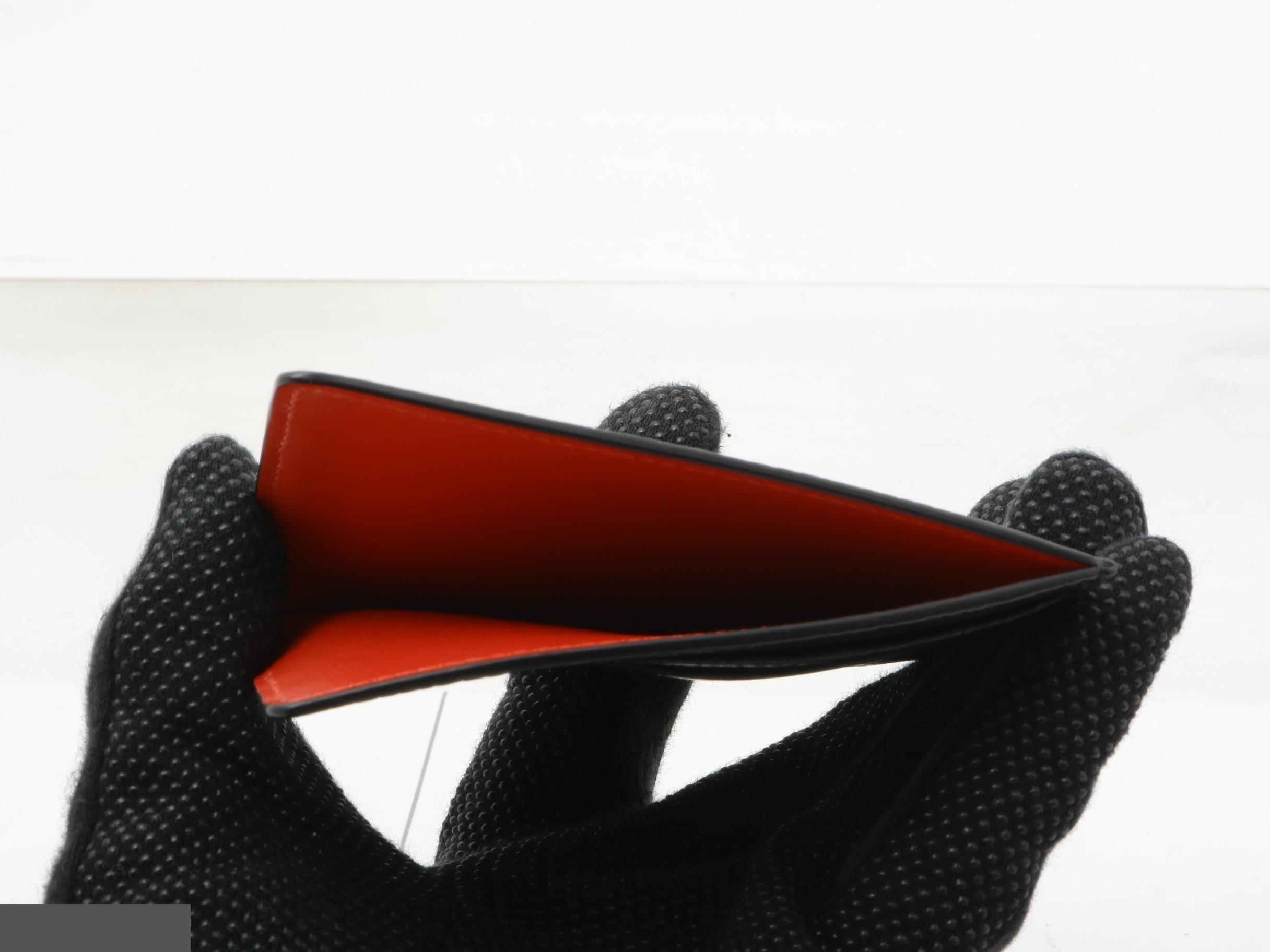 Other lines: Bags and Wallets — view 4