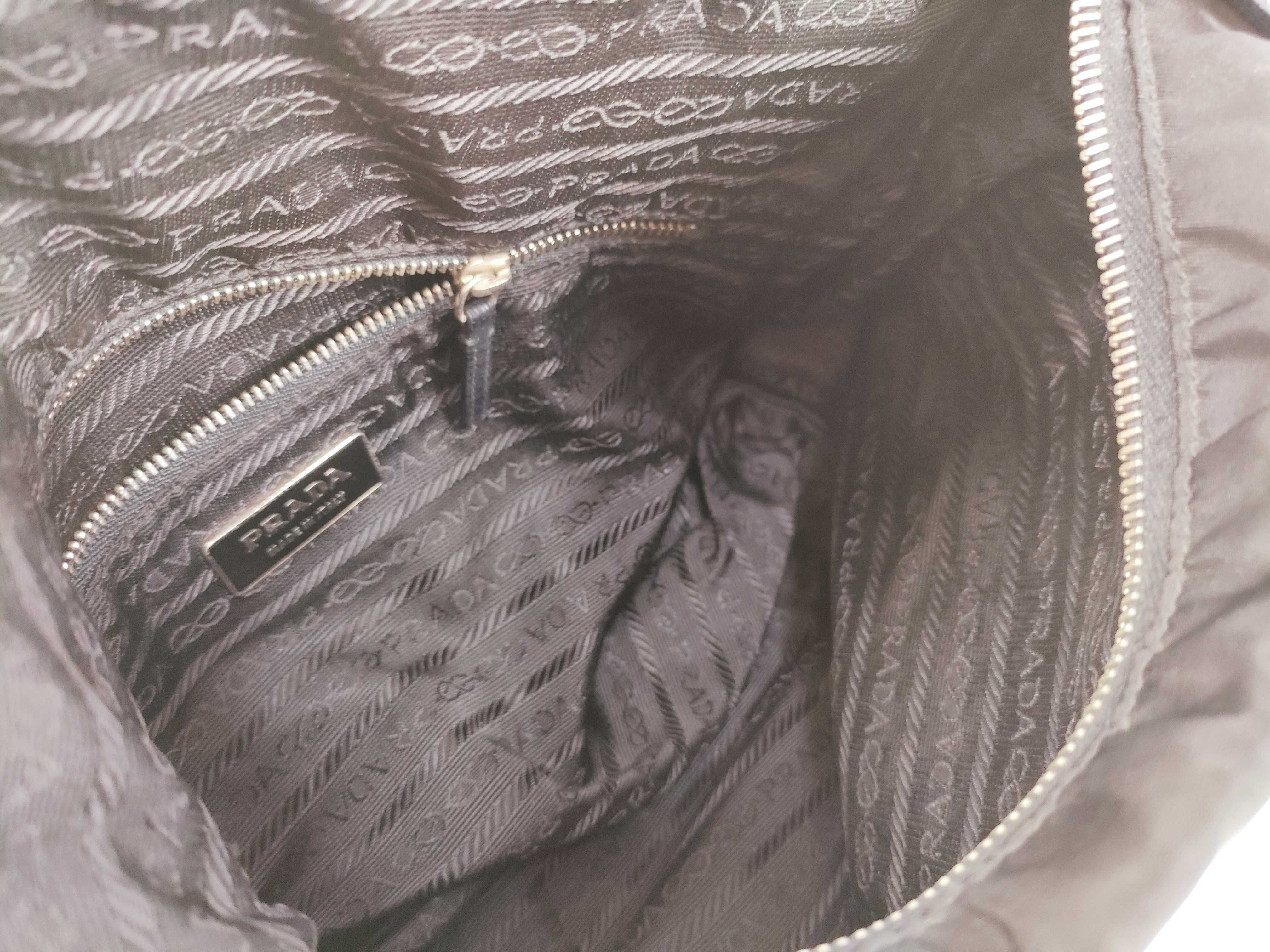 Triangle Logo One-Shoulder Bag — view 13