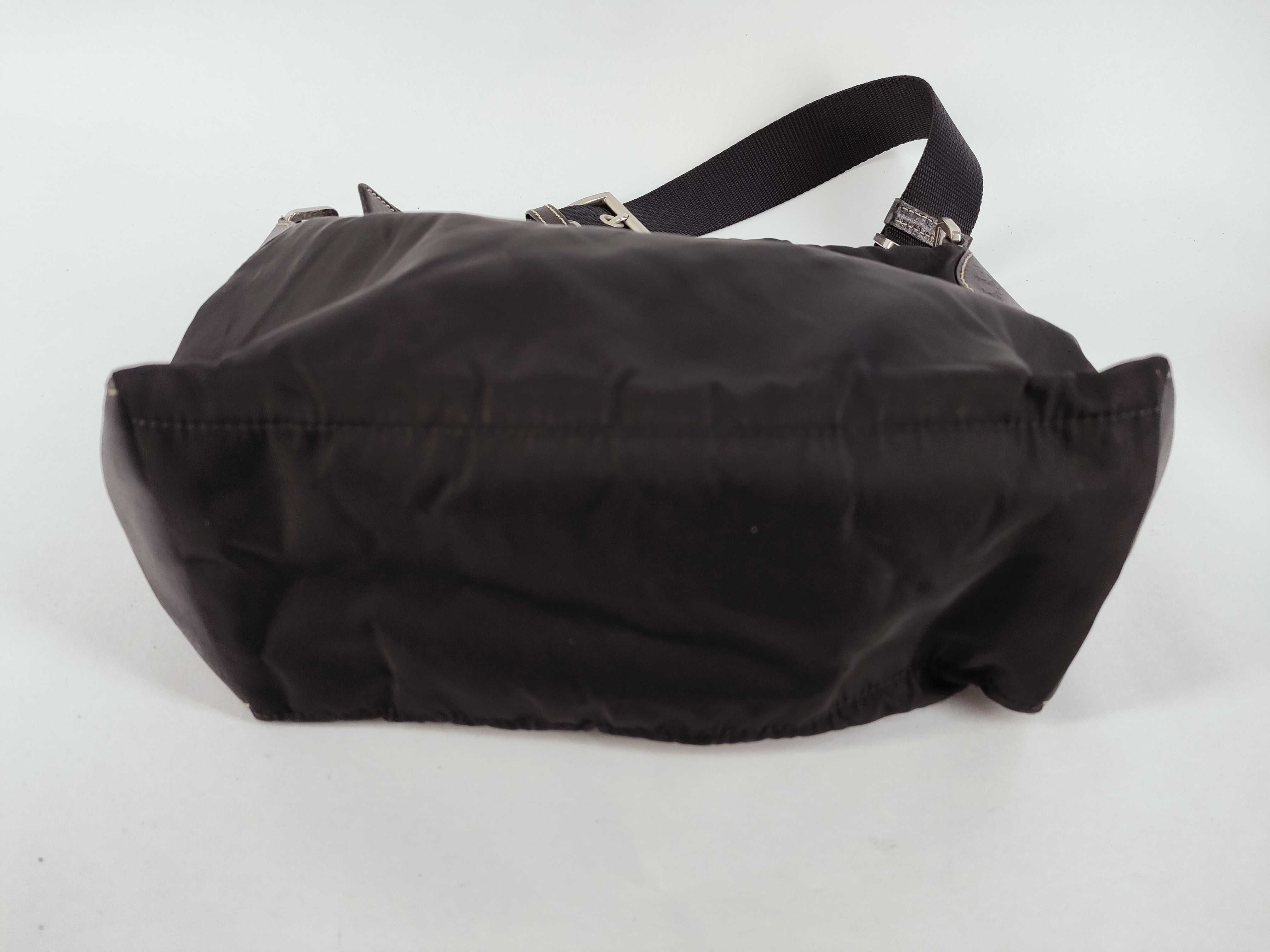 Triangle Logo One-Shoulder Bag — view 7