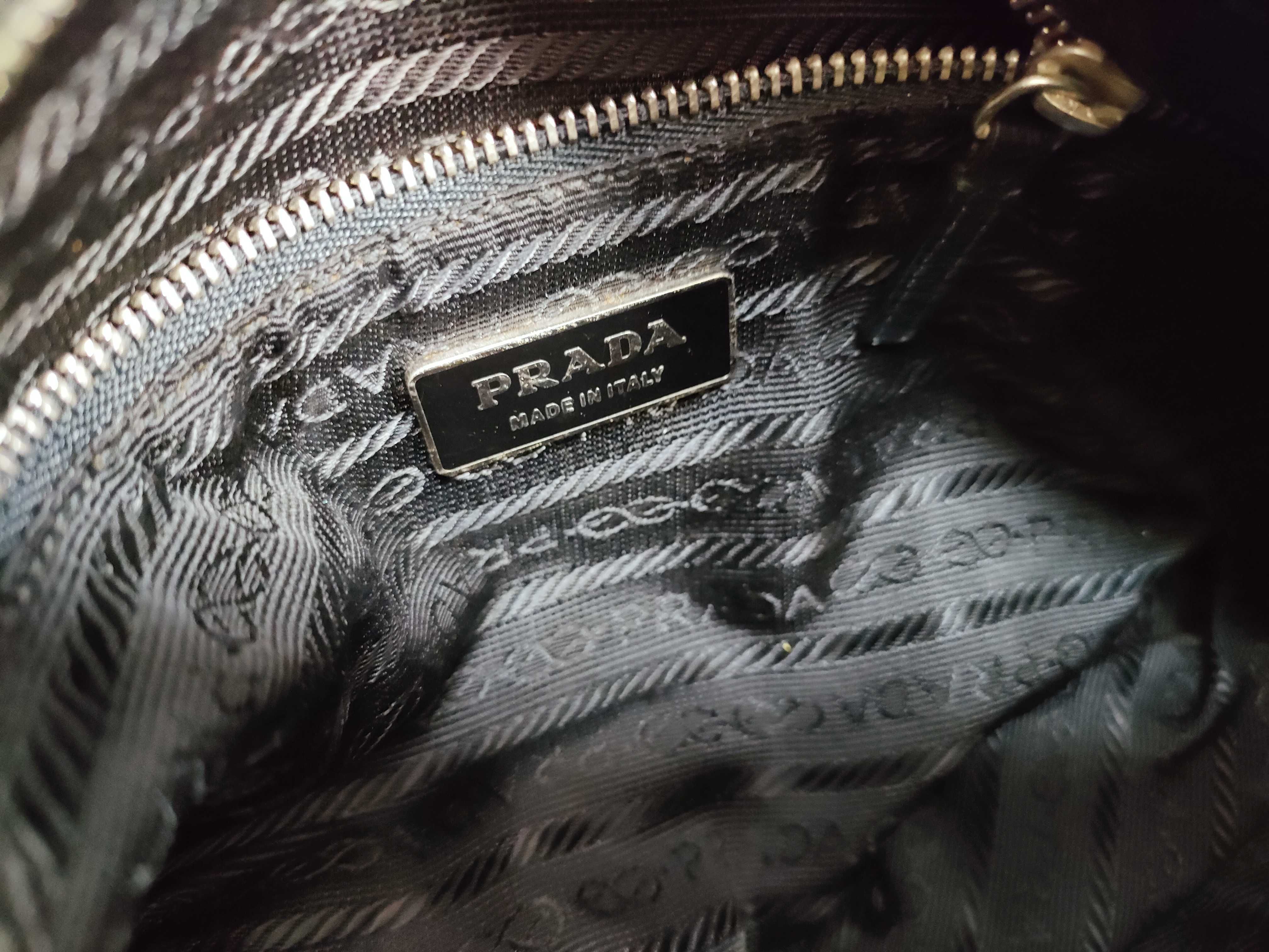 Triangle Logo One-Shoulder Bag — view 10