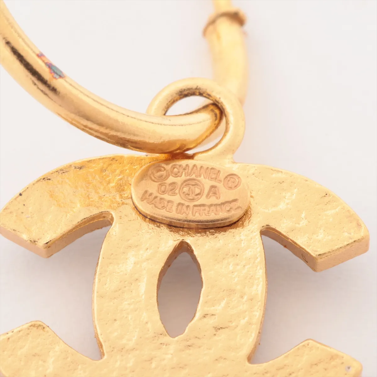 Coco Mark 02A Earrings (Pair) GP x Rhinestone Black x Gold — view 5