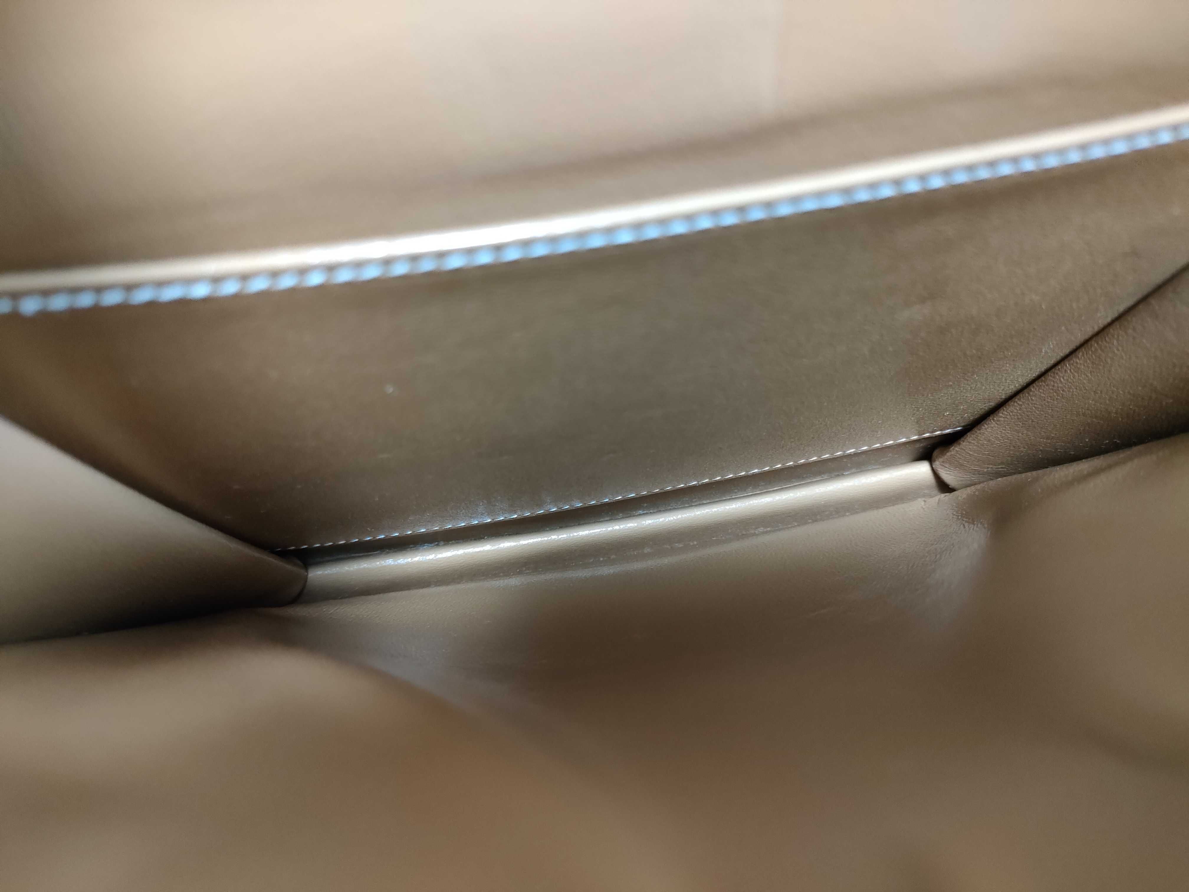 Shoulder Bag / J Stamp — view 13