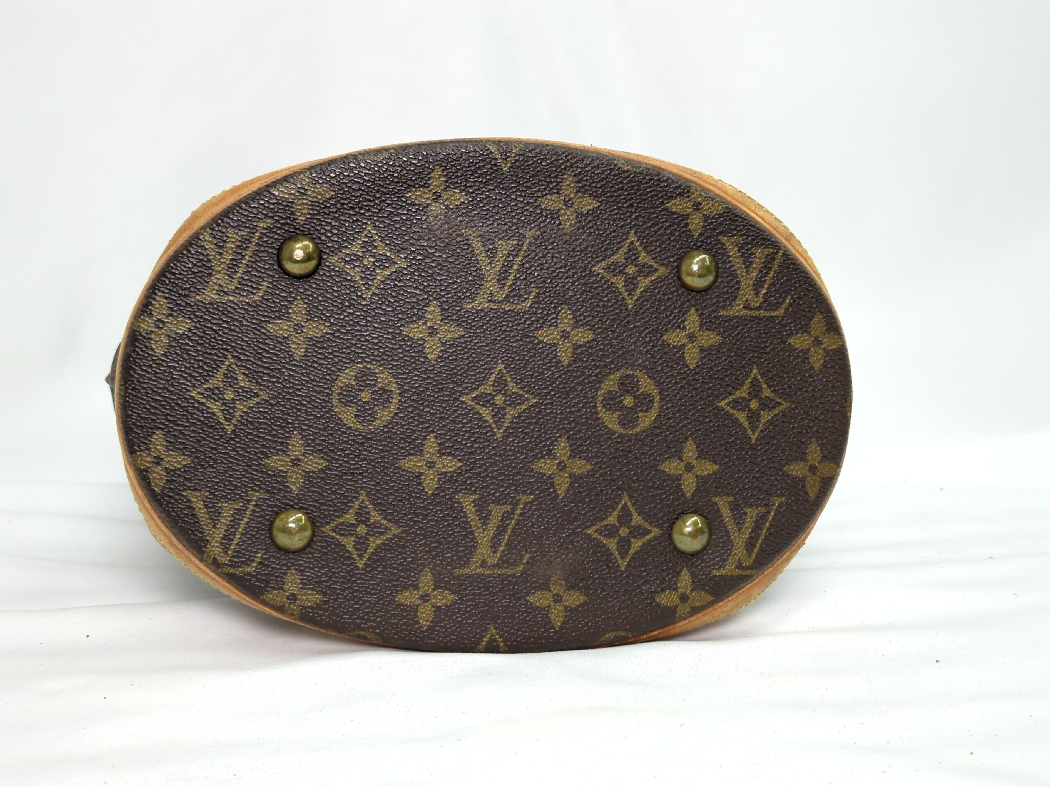 M42238 Monogram Bucket PM Handbag — view 5
