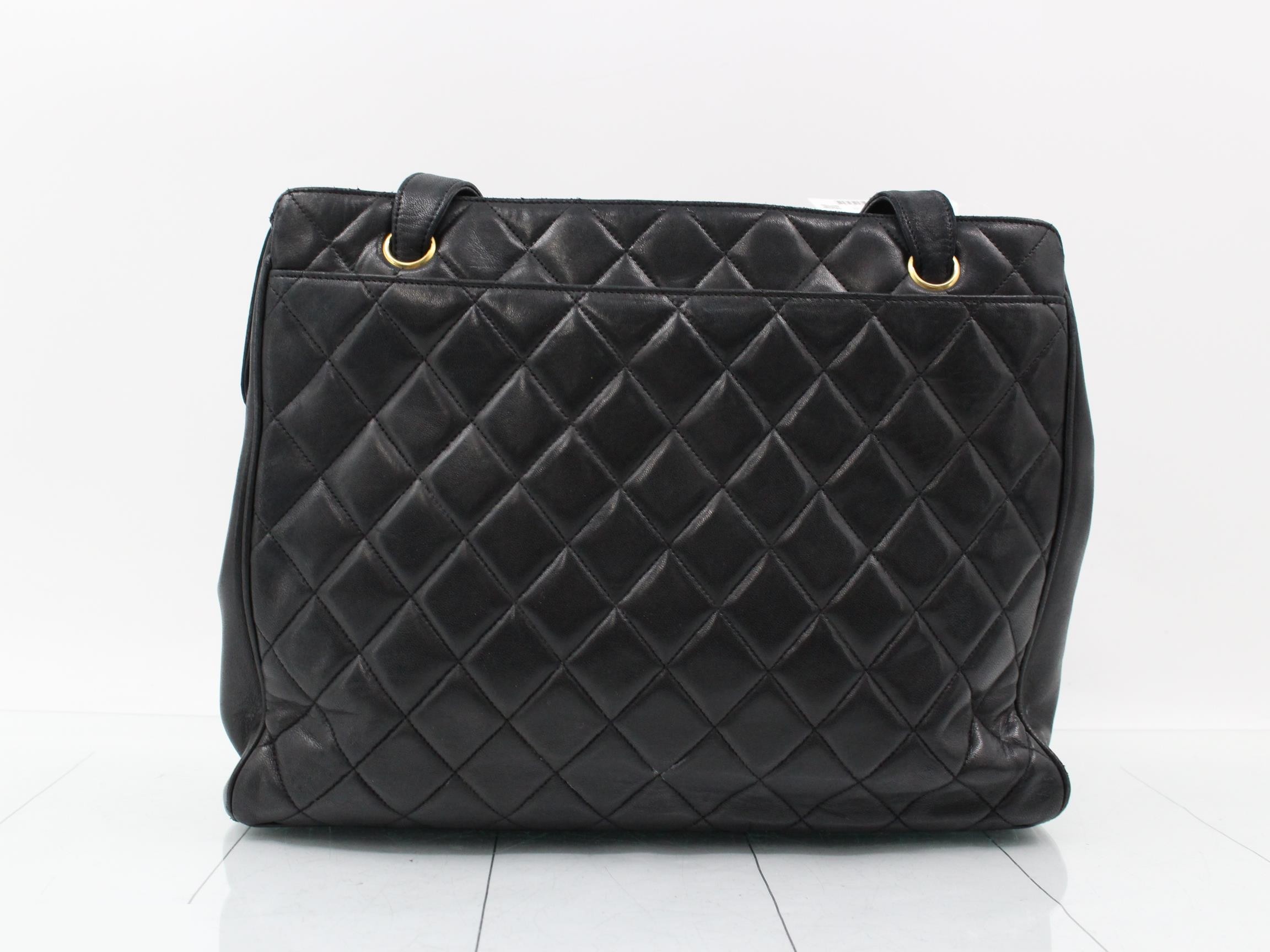 Matelasse shoulder bag — view 2