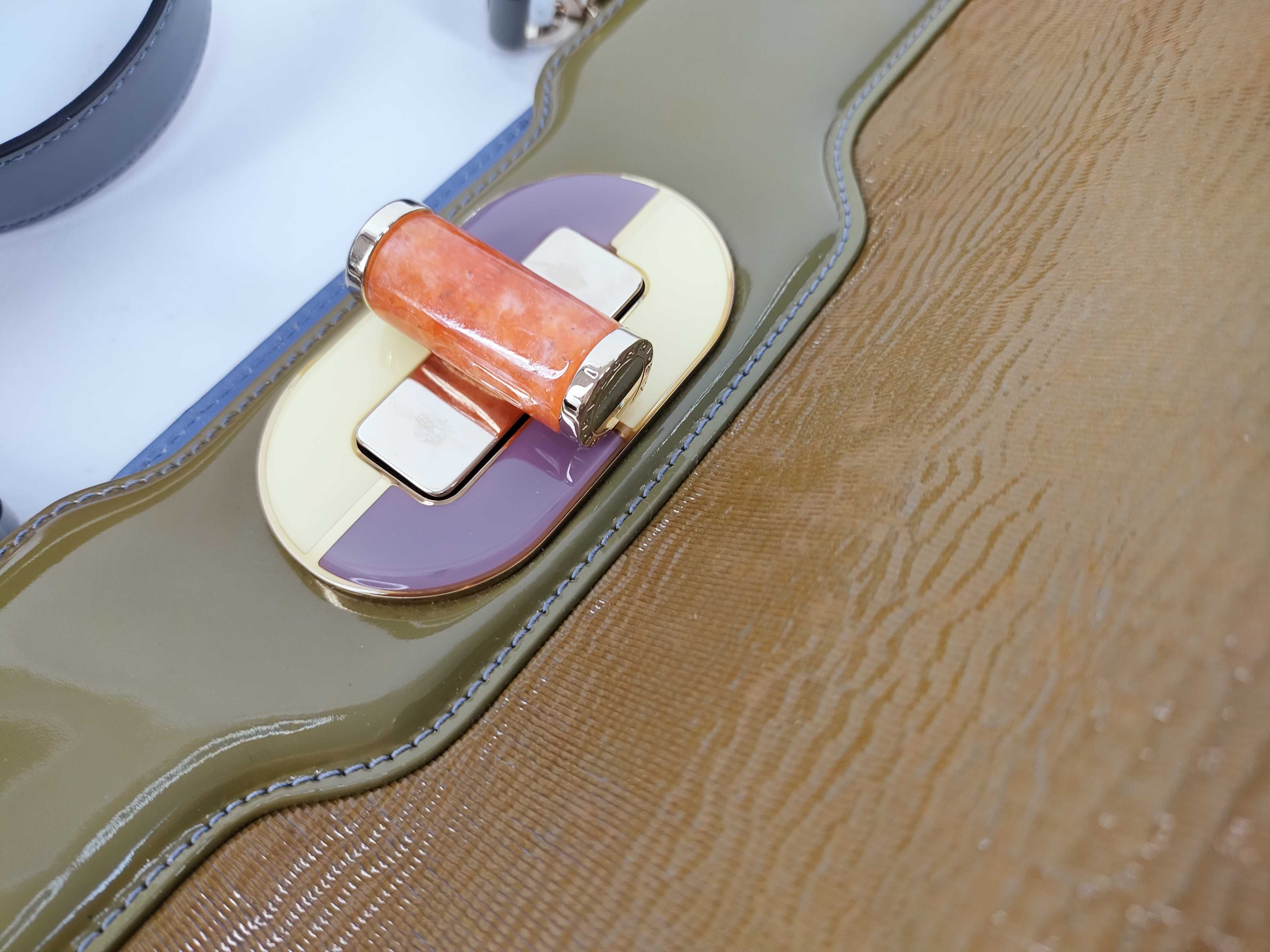 Bulgari handbag, green handbag — view 8