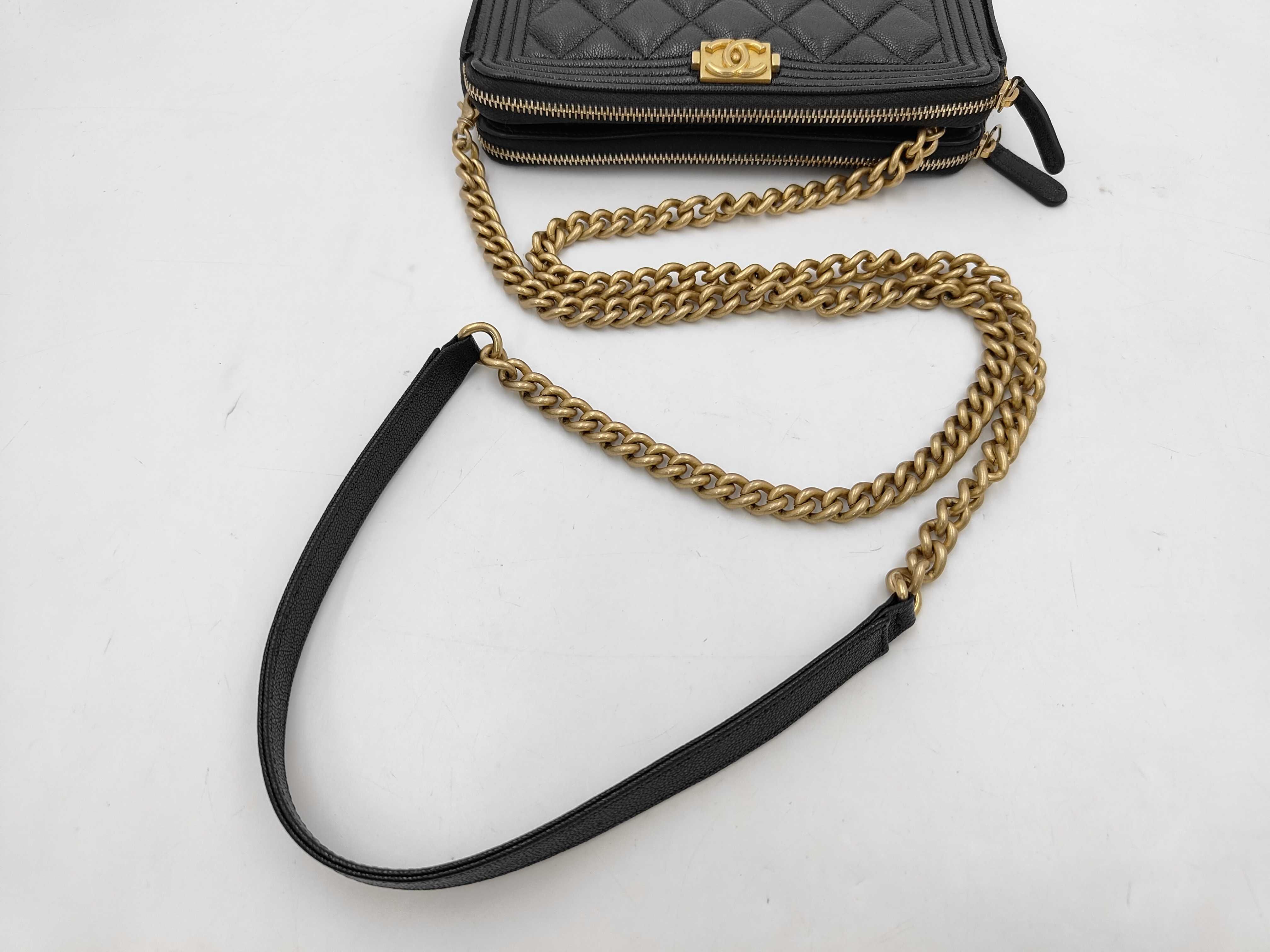 Boy Chanel Shoulder Wallet Shoulder Bag — view 5