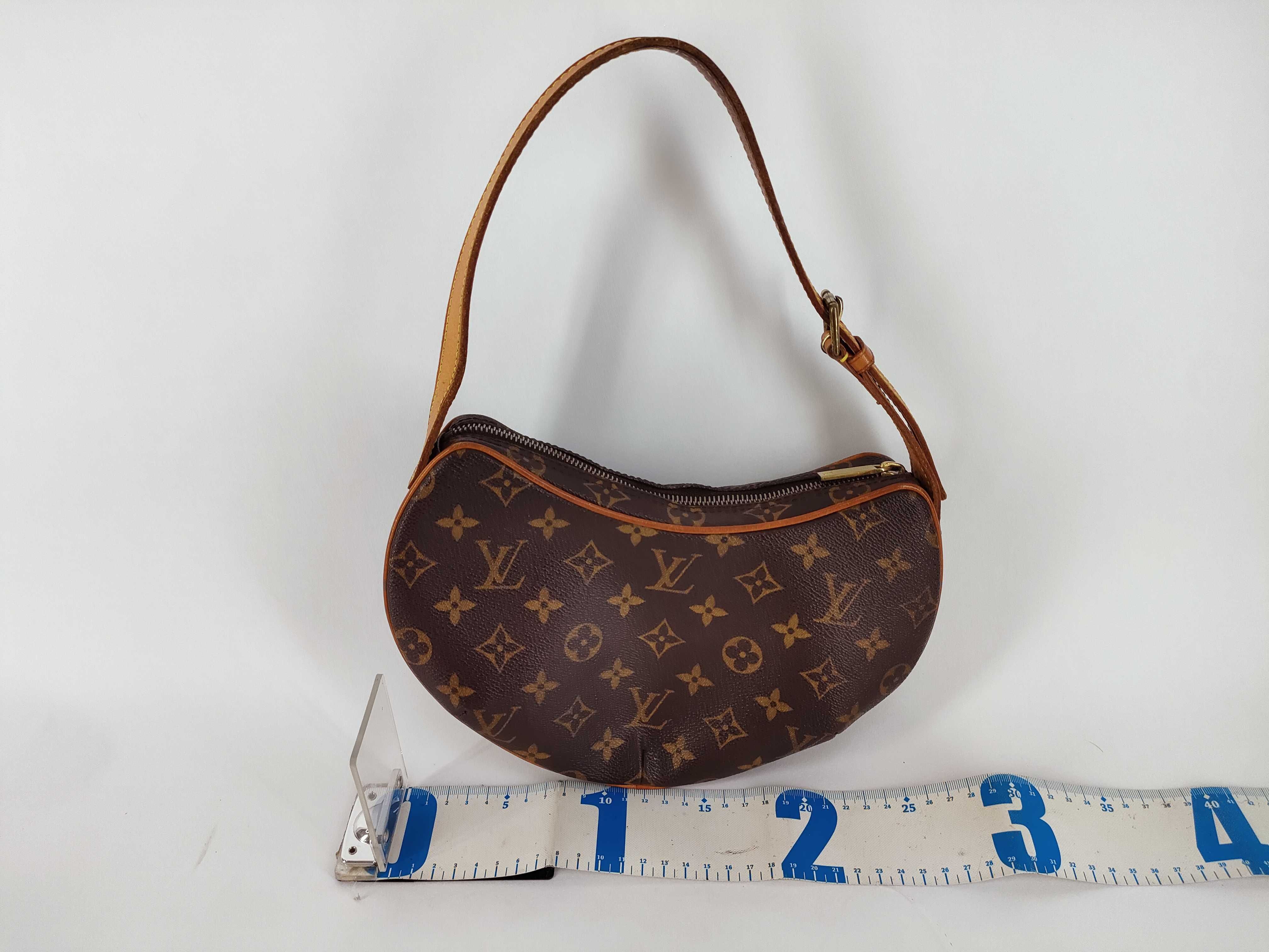 Monogram Pochette Croissant M51510 MI0093 Shoulder Bag — view 2