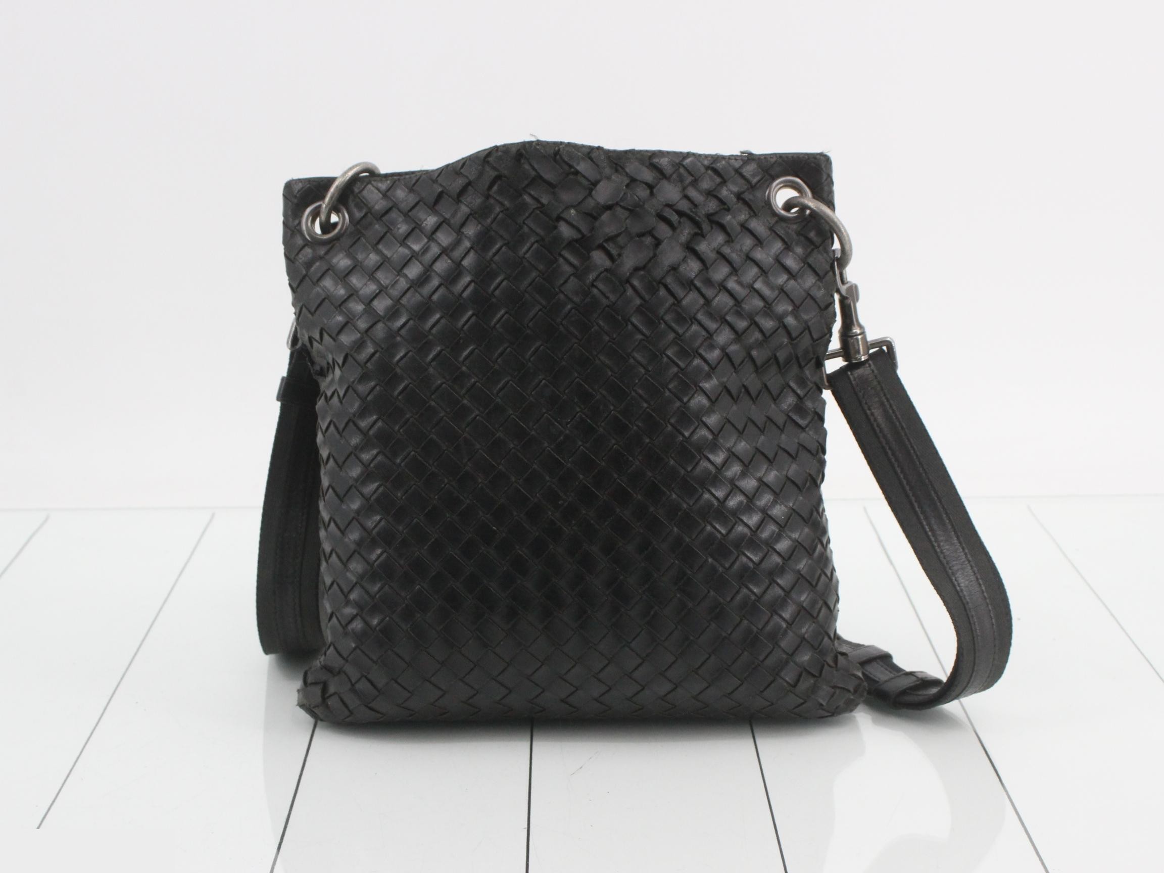 Intrecciato (Bag) - Shoulder Bag - Black — view 2